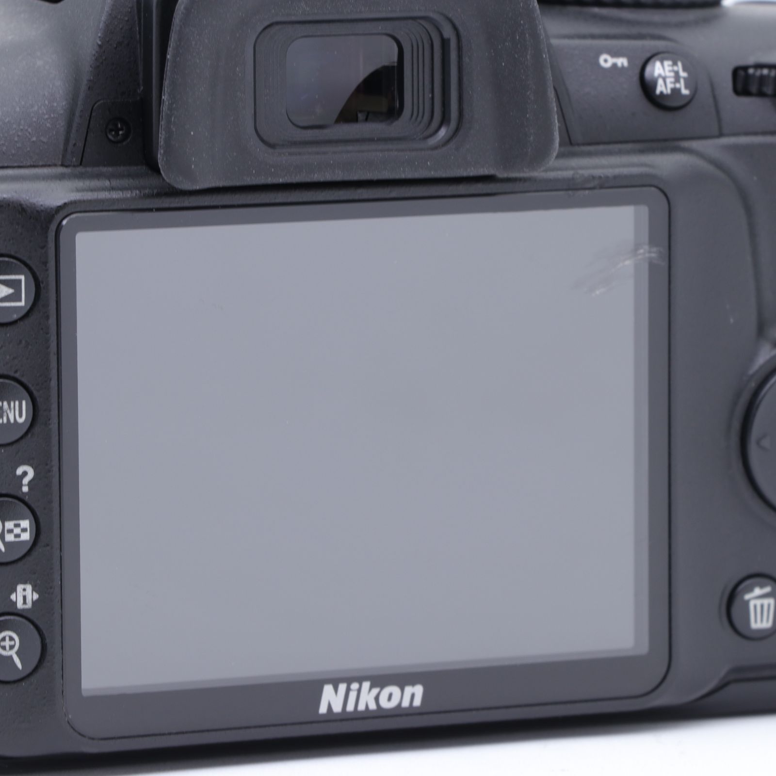 送料無料】【並品】D3000 ボディ【ショット数 3471回】 - メルカリ