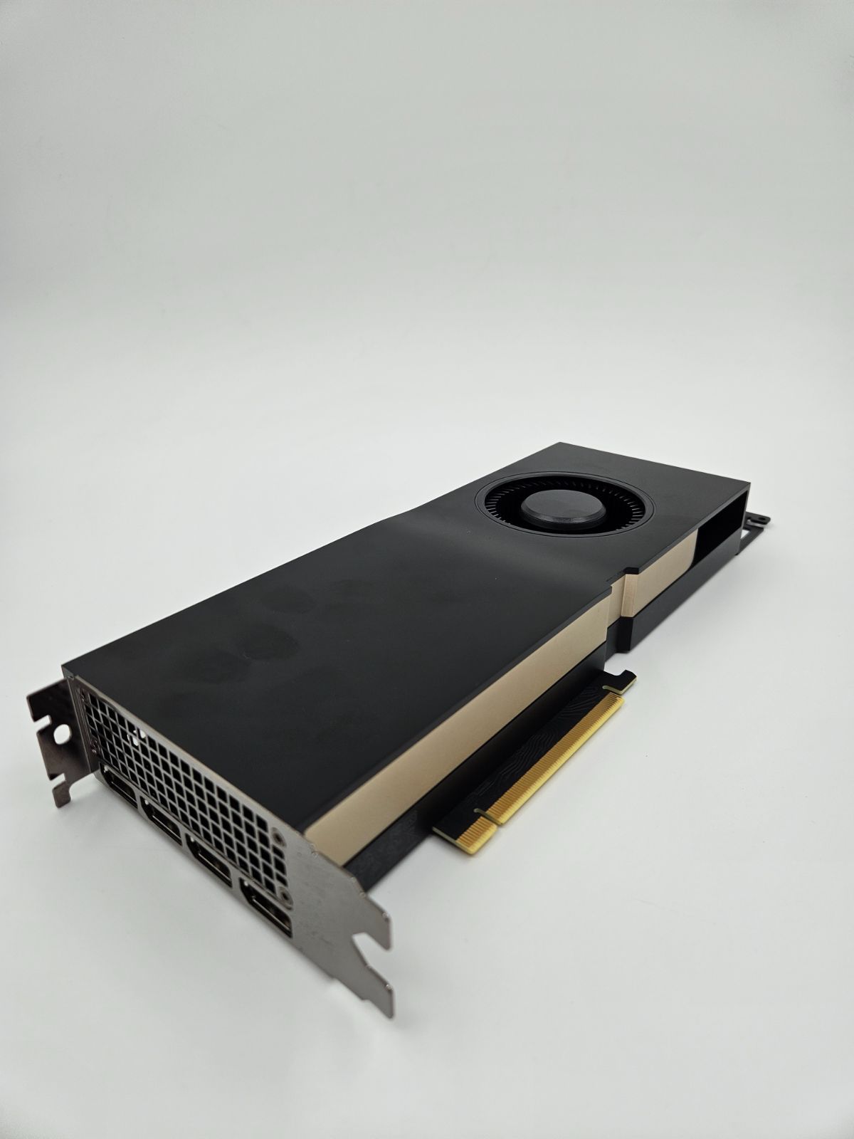 NVIDIA RTX A5000 グラフィックボード GDDR6 24GB PCI-Express 動作