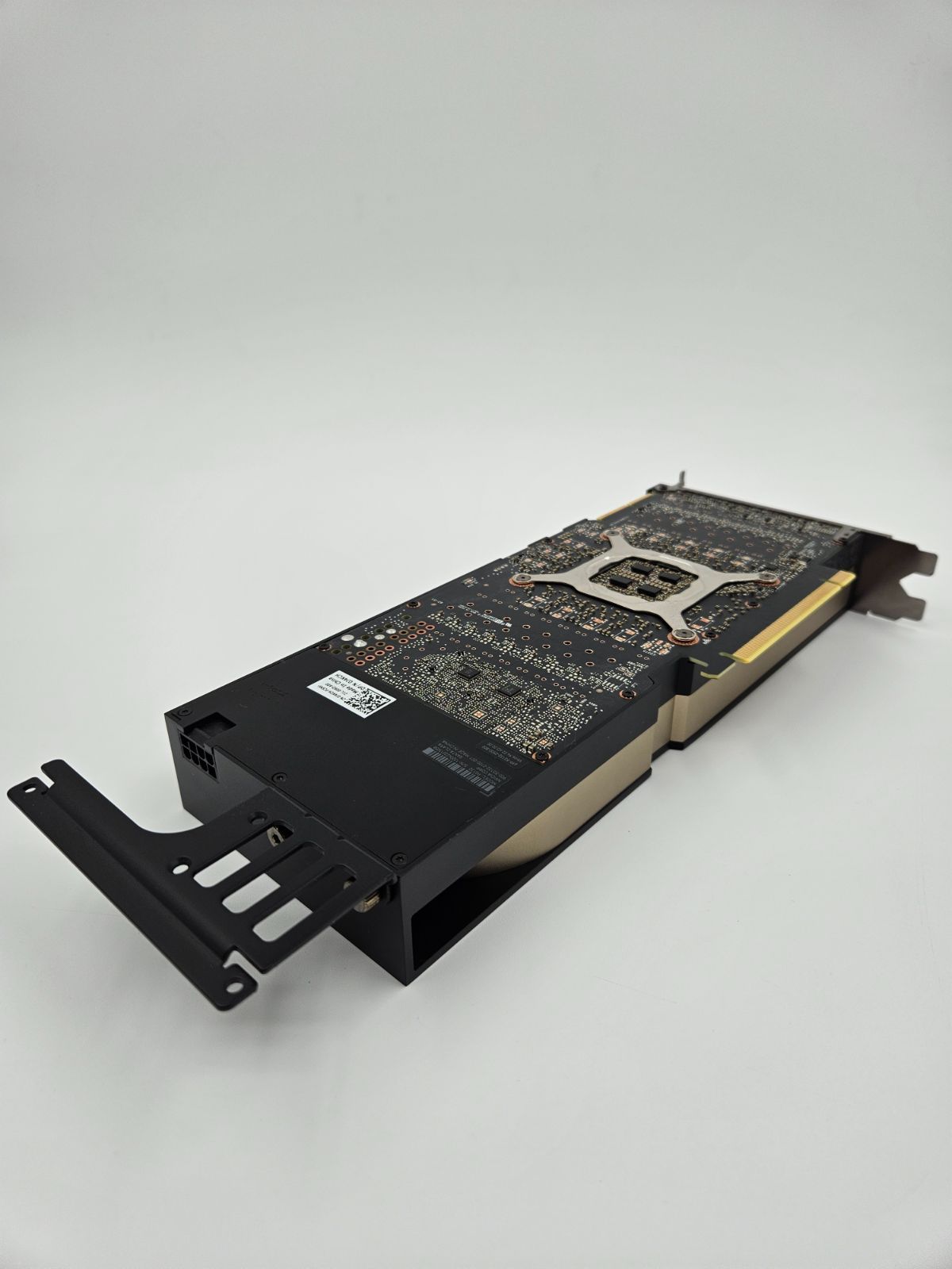 NVIDIA RTX A5000 グラフィックボード GDDR6 24GB PCI-Express 動作