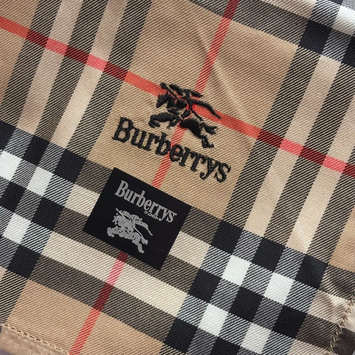 UM266177609 BURBERRYS バーバリー ノバチェック ハンカチ 47×47cm