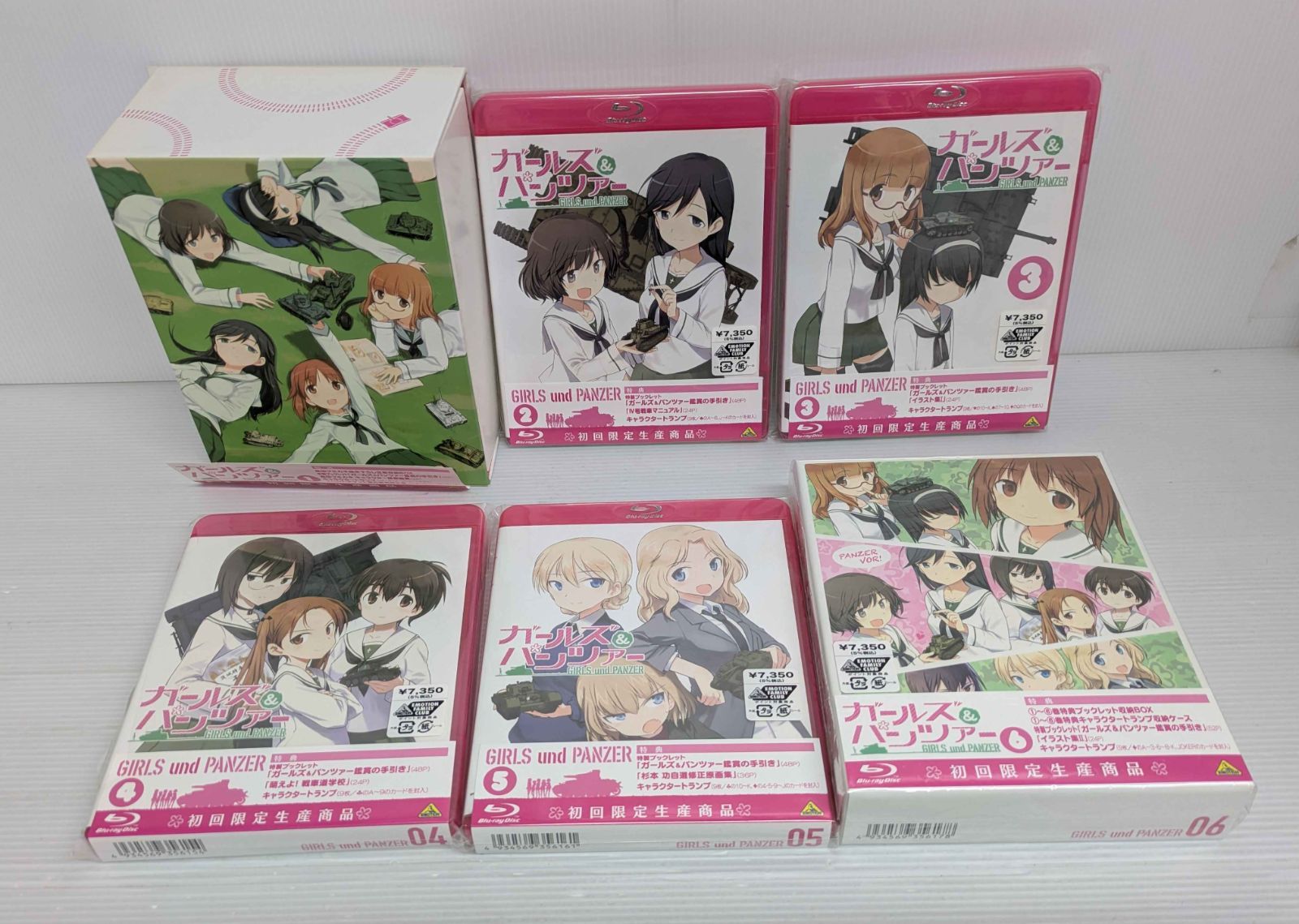 開封品】ガールズ＆パンツァー 初回限定版 2BOX付全6巻セット Blu-ray