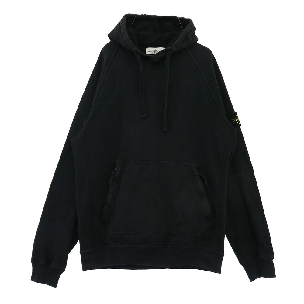 STONE  ストーンアイランド 741563860 袖ロゴパッチ ワッペン ジップポケット フーディー パーカー ブラック系 XL【中古】 STONE ISLAND ストーンアイランド 741563860 袖ロゴパッチ ワッペン
