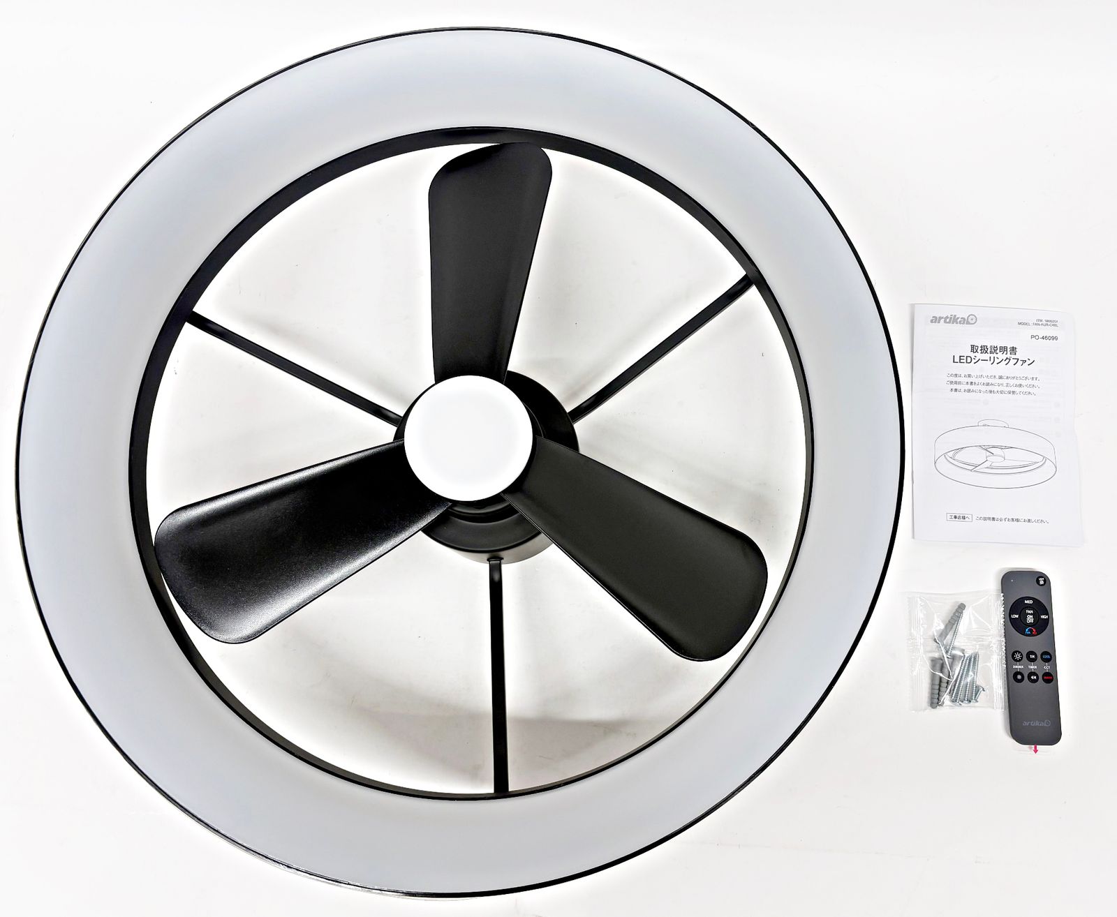 ☆未使用　ARTIKA　LEDシーリングファン　FAN-AUR-C4BL 未使用 artika Austin LED シーリングファン FAN-AUR-C4BL アルティカ