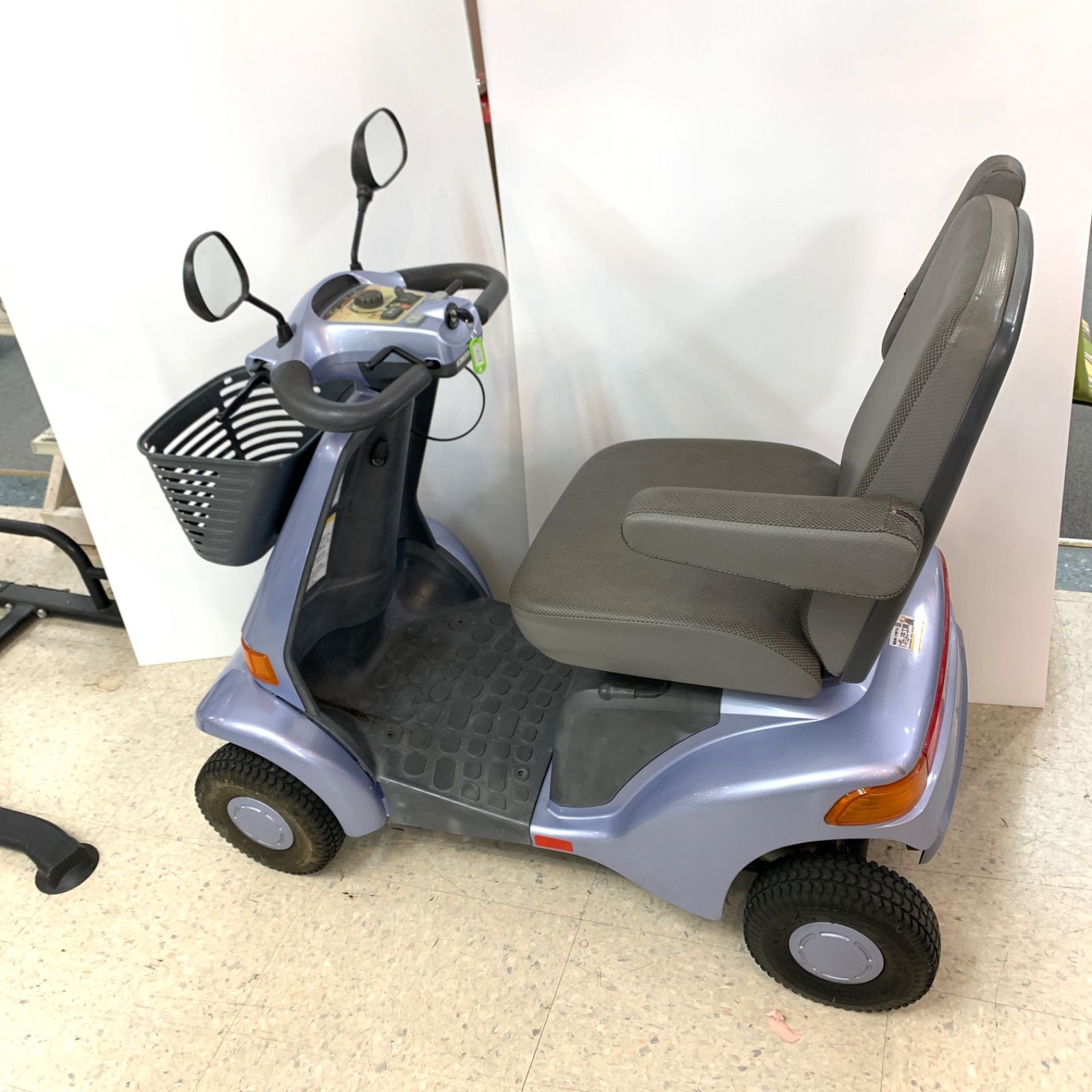 直接引取限定品:滋賀県】SUZUKI スズキ セニアカー ET4D 店舗併売品