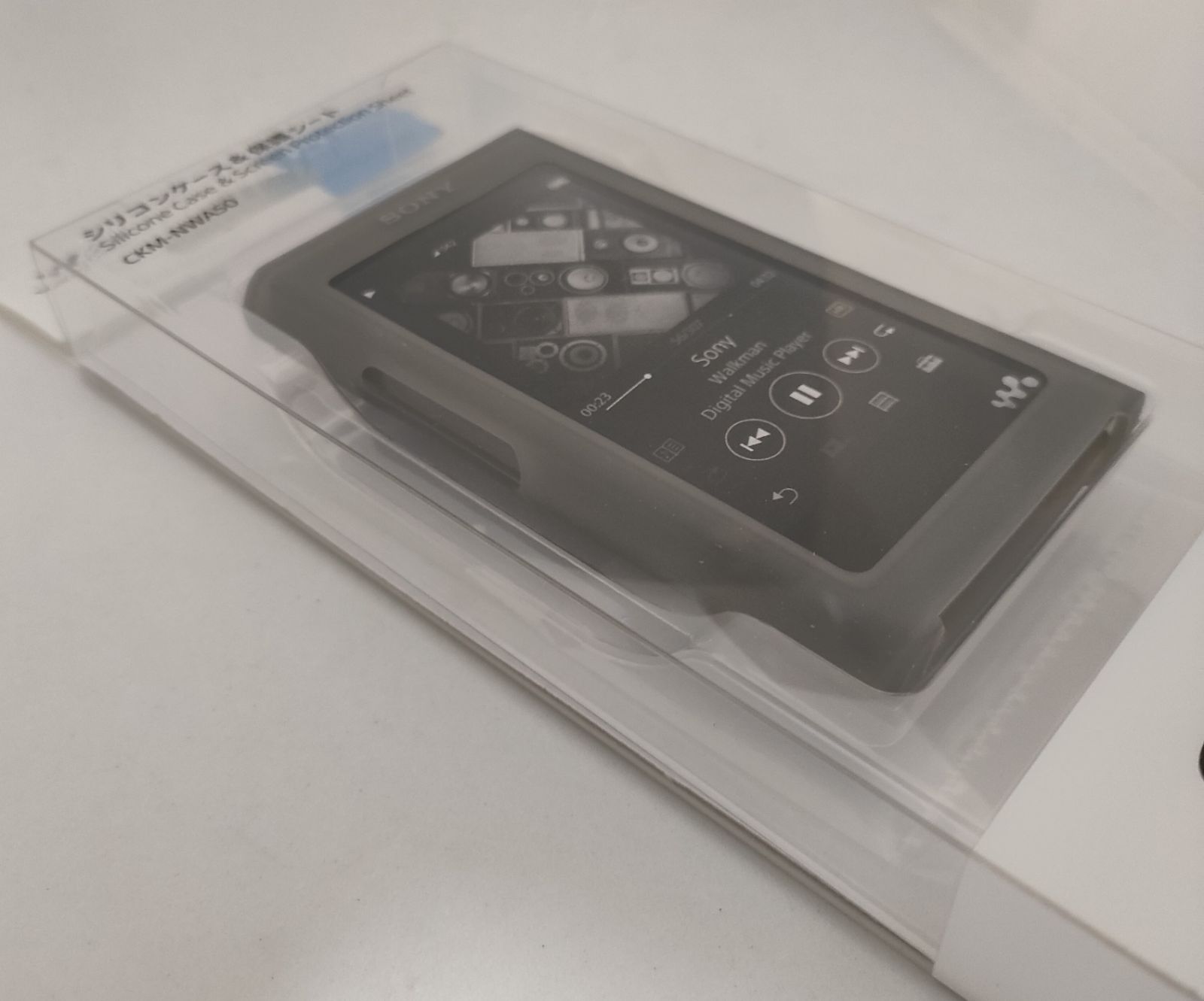 訳あり・未使用品】SONY 純正 ウォークマン シリコンケース 黒 + 保護