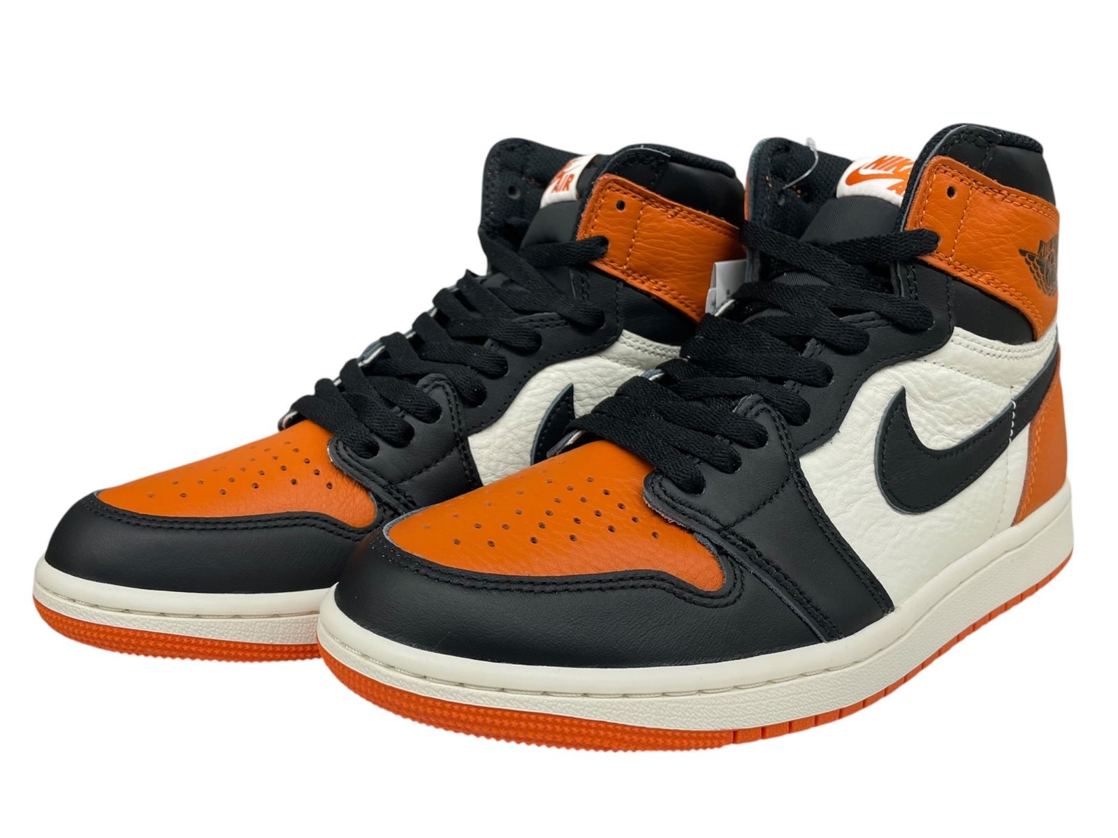 NIKE (ナイキ) AIR JORDAN 1 RETRO HIGH OG ハイカットスニーカー