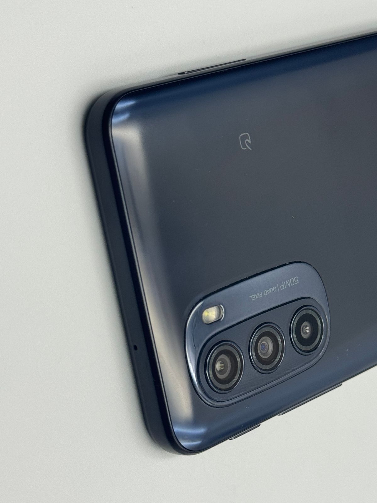 moto g52j 5G パールホワイト 本体 simフリー（価格見直し） MOTOROLA