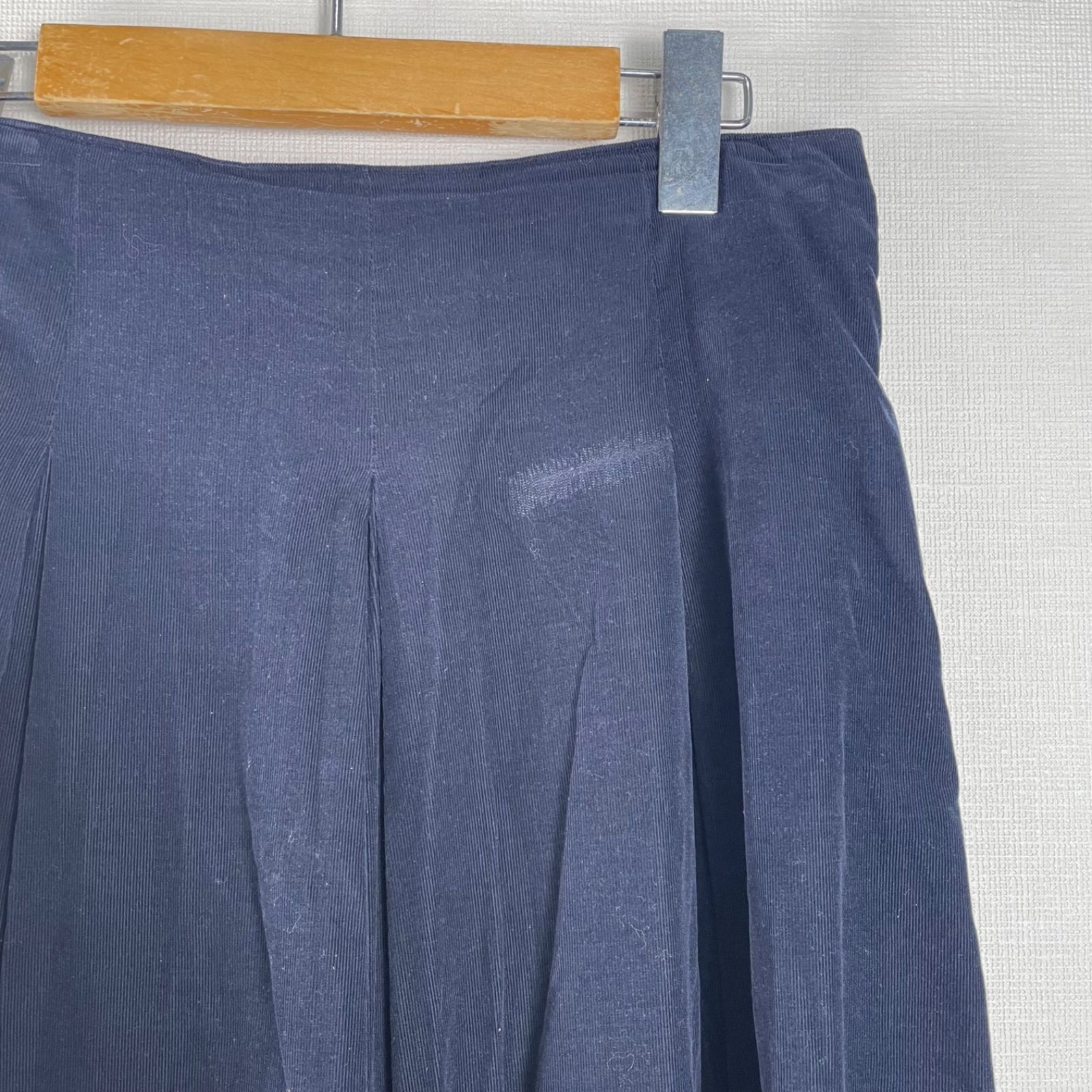 スカート　スキャパ　新品　タグ付き　ネイビー SCAPA スキャパ フレアスカート ロングスカート タック入り コットン