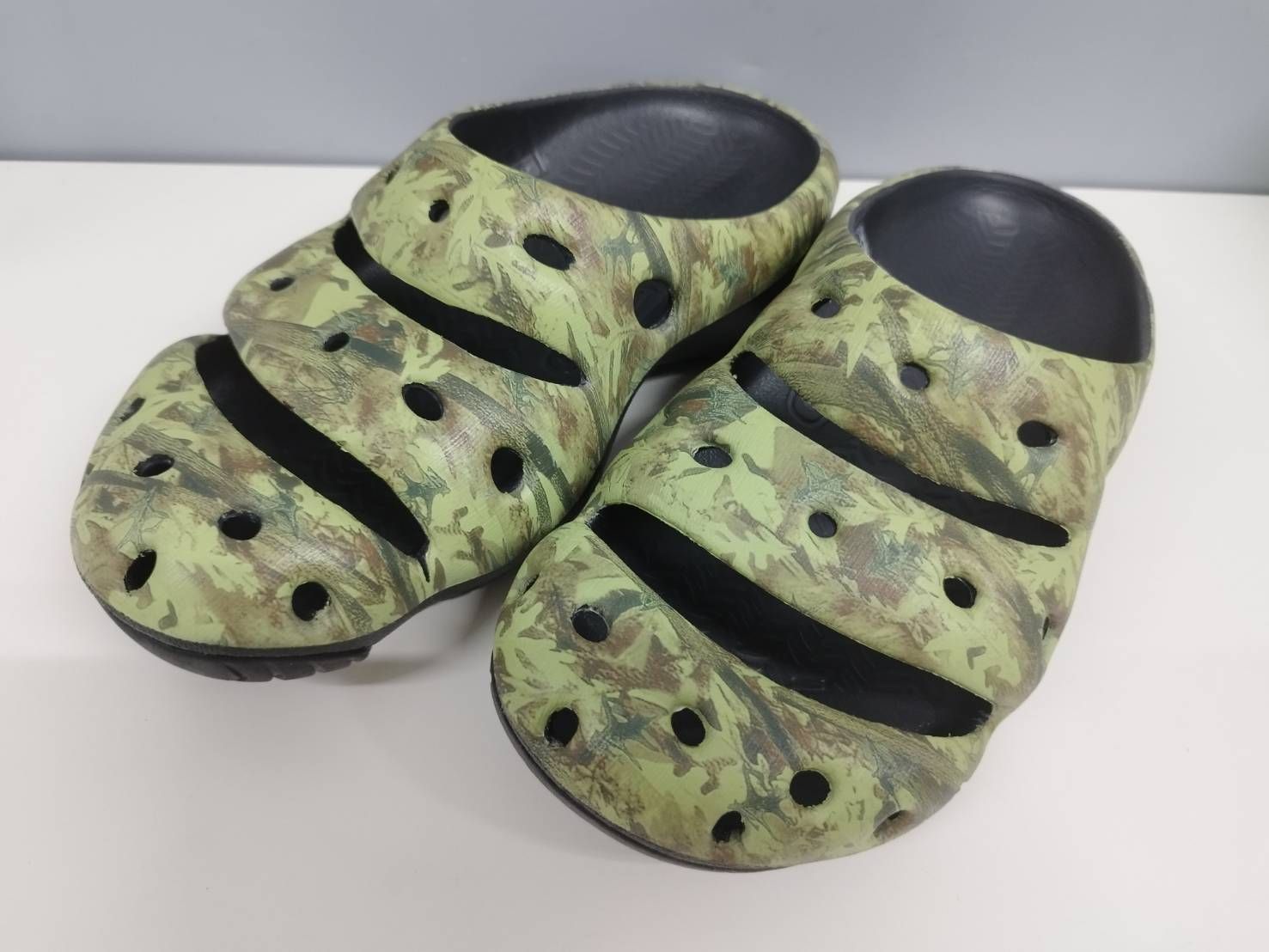 未使用】KEEN ヨギアーツ/クロッグサンダル/カモグリーン/26.0cm 
