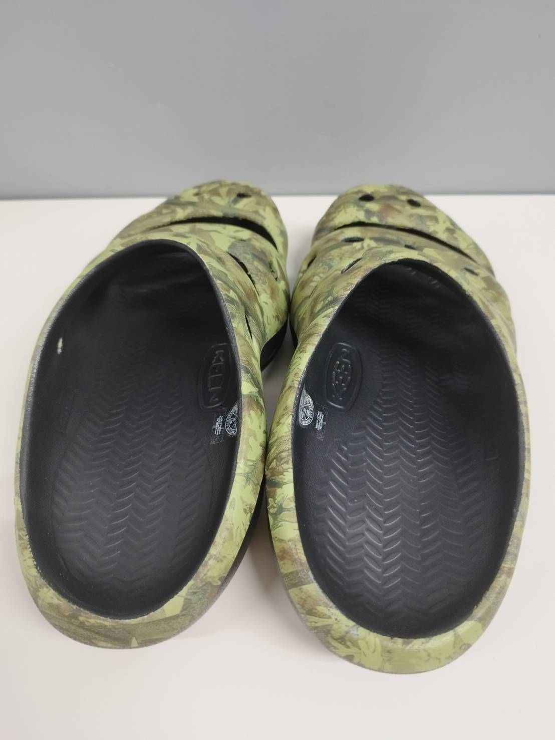未使用】KEEN ヨギアーツ/クロッグサンダル/カモグリーン/26.0cm 