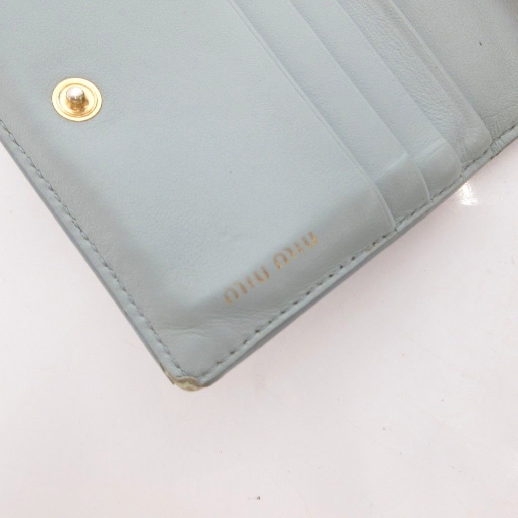 ミュウミュウ miumiu 二つ折り財布 ウォレット 小銭入れあり レザー
