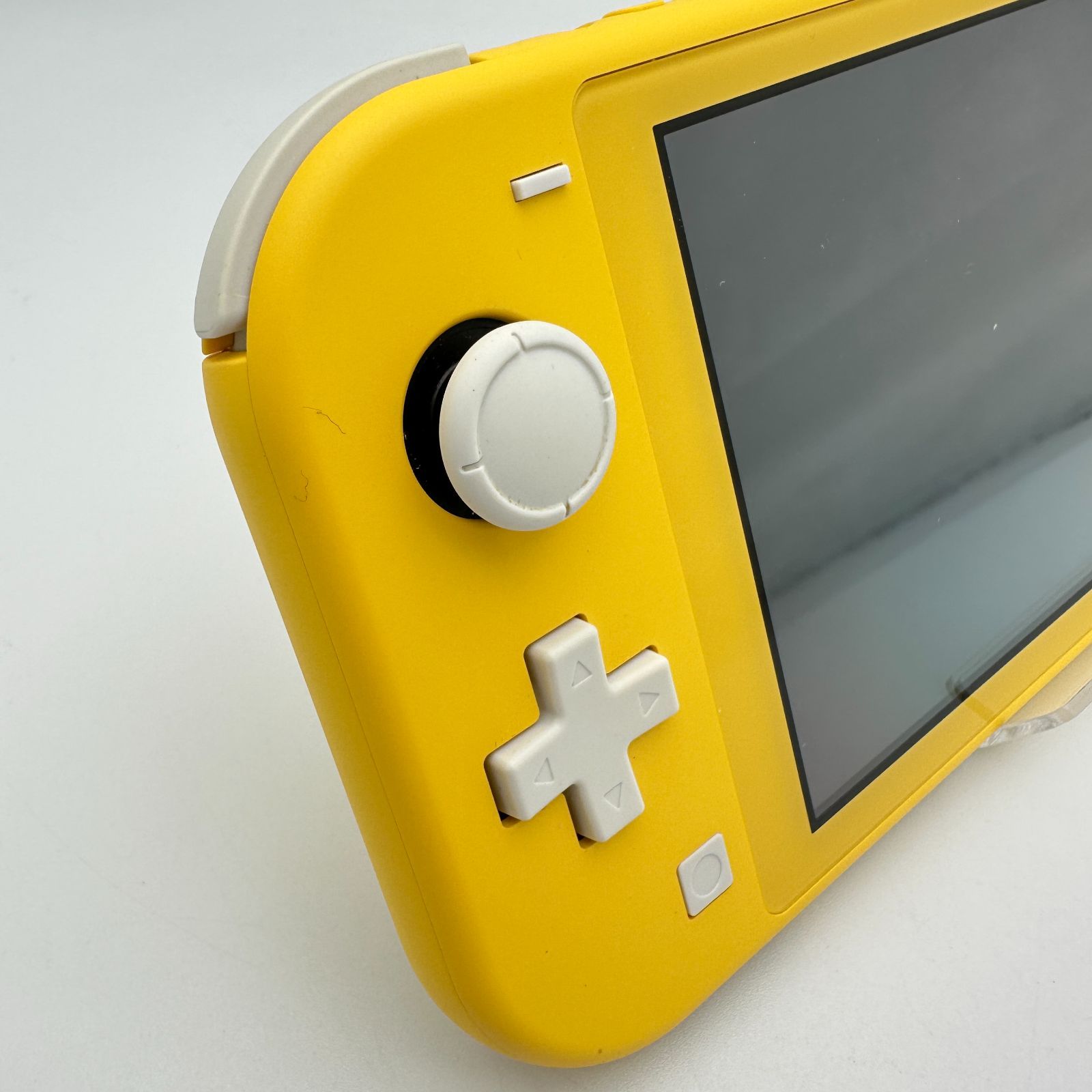 中古　Nintendo Switch Lite イエロー 本体 中古・美品】Nintendo Switch Lite 本体 ニンテンドー スイッチ ライト