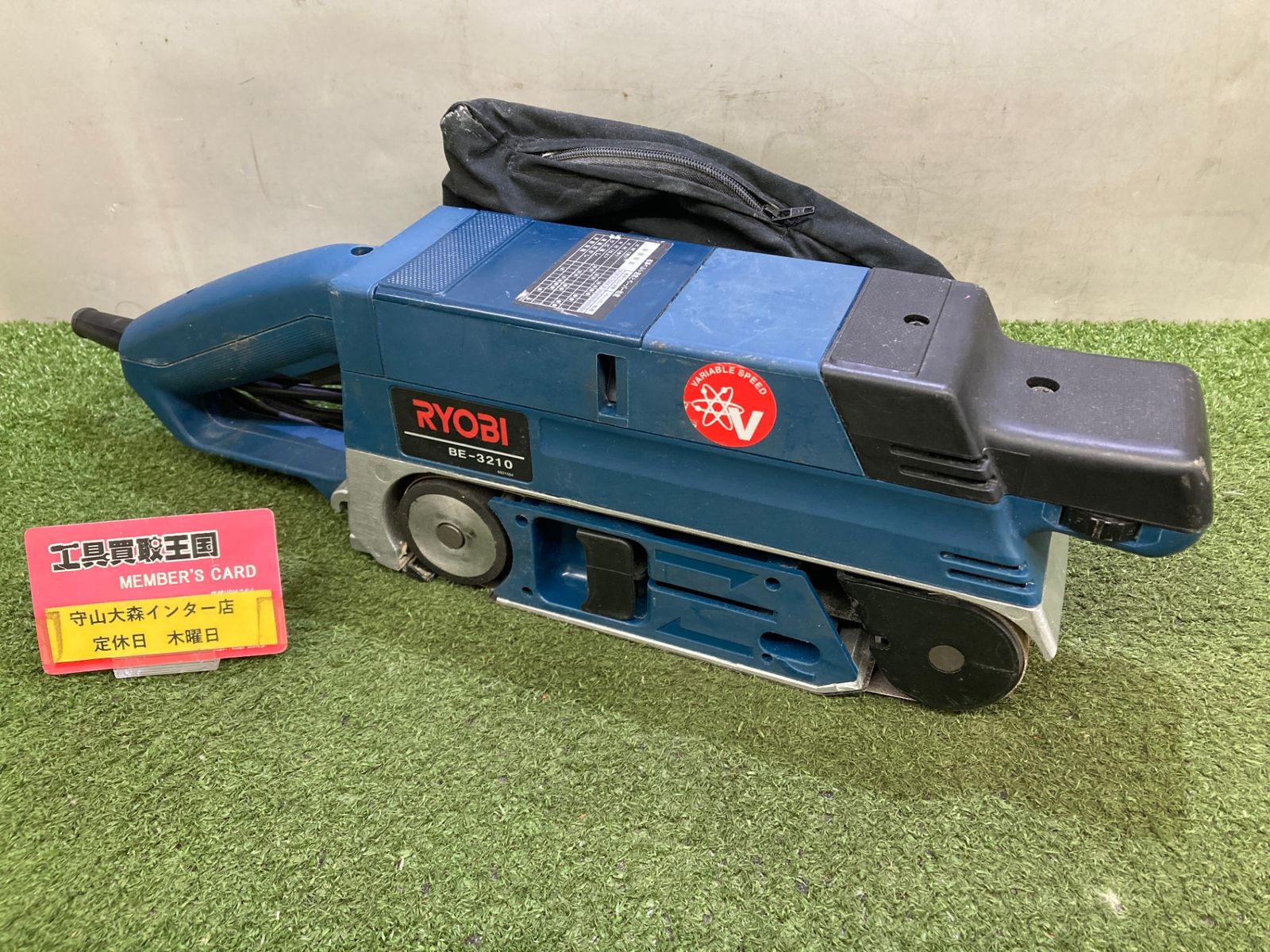 【中古品】【0921】★RYOBI(リョービ) ベルトサンダ [76×533㎜] BE-3210 637521B　IT1UNH8T91WW