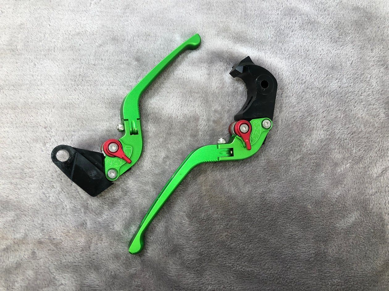 刀装具 目貫 牡丹 銀着せ 刀装具 目貫 牡丹 銀着せ