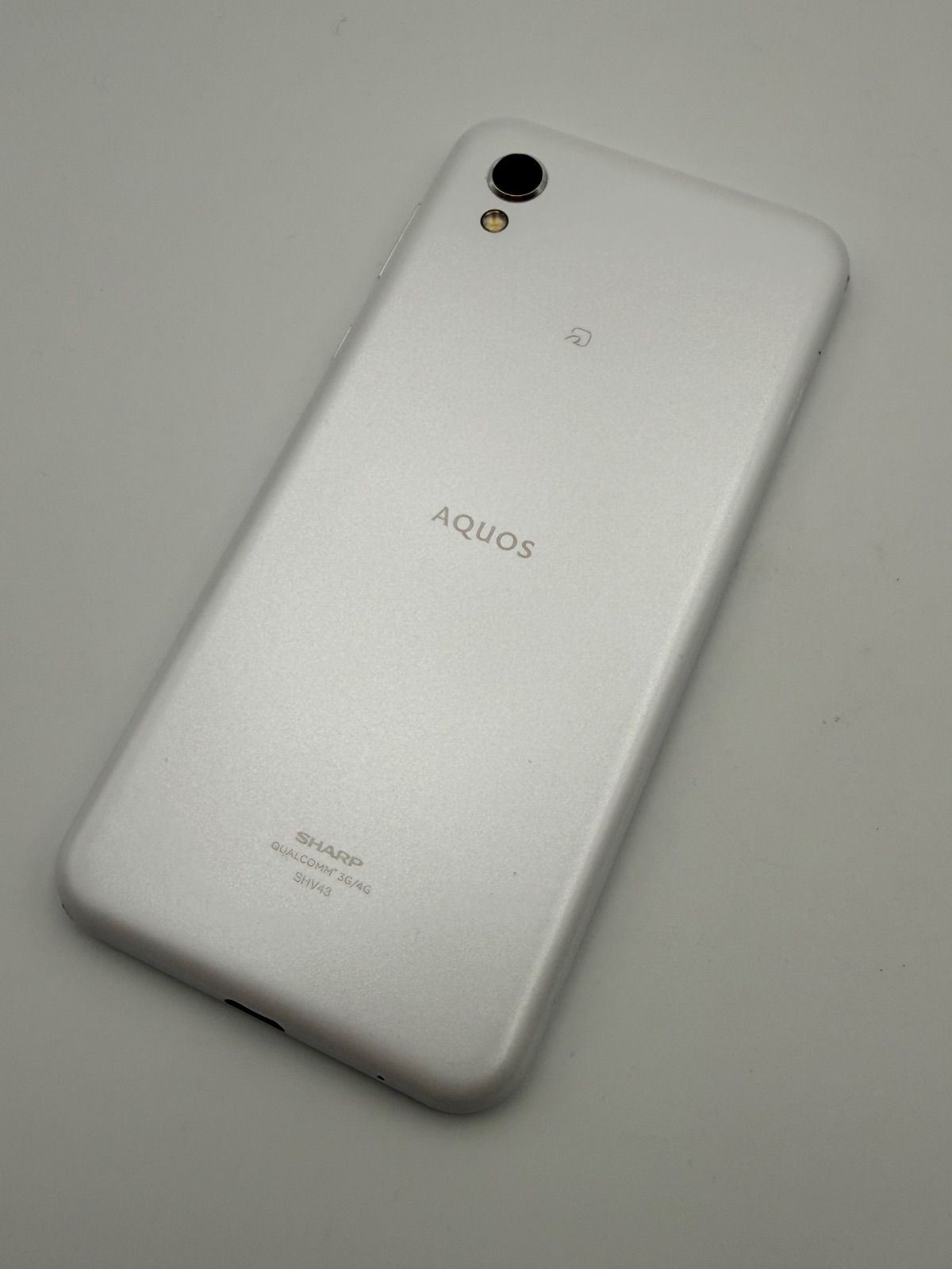 AQUOS sense2 SHV43 SIMロック解除済 白 - メルカリ