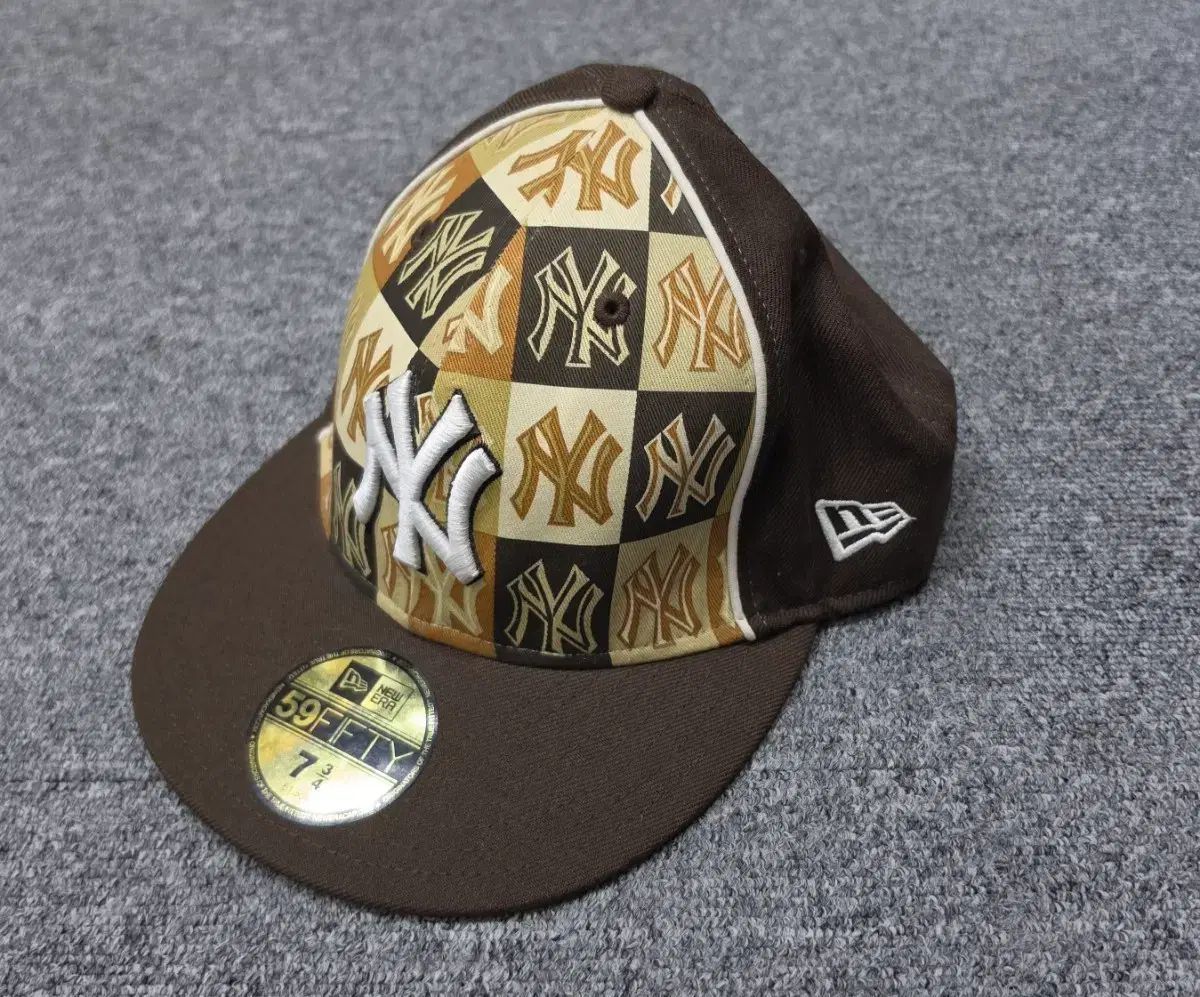 NEW ERA 59FIFTY NEW YORK ヤンキース モノグラム パータン フィット キャップ 7 3/4