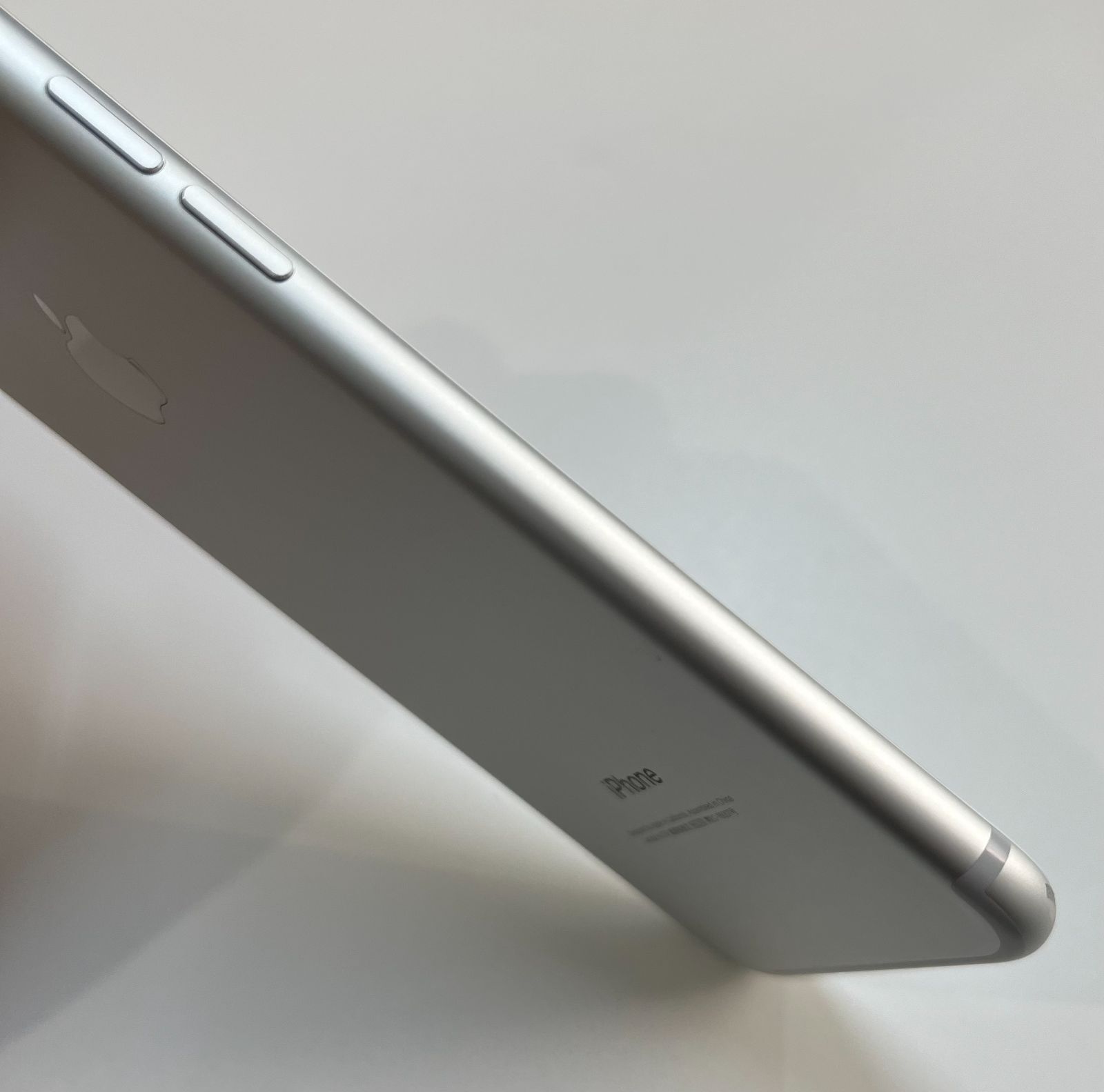 中古 iPhone 7 32GB SIMフリー シルバー - メルカリ