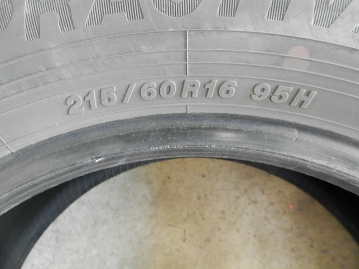 215/60R16 イエローハット PRACTIVA ラジアルタイヤ 2本SET 2022年製 