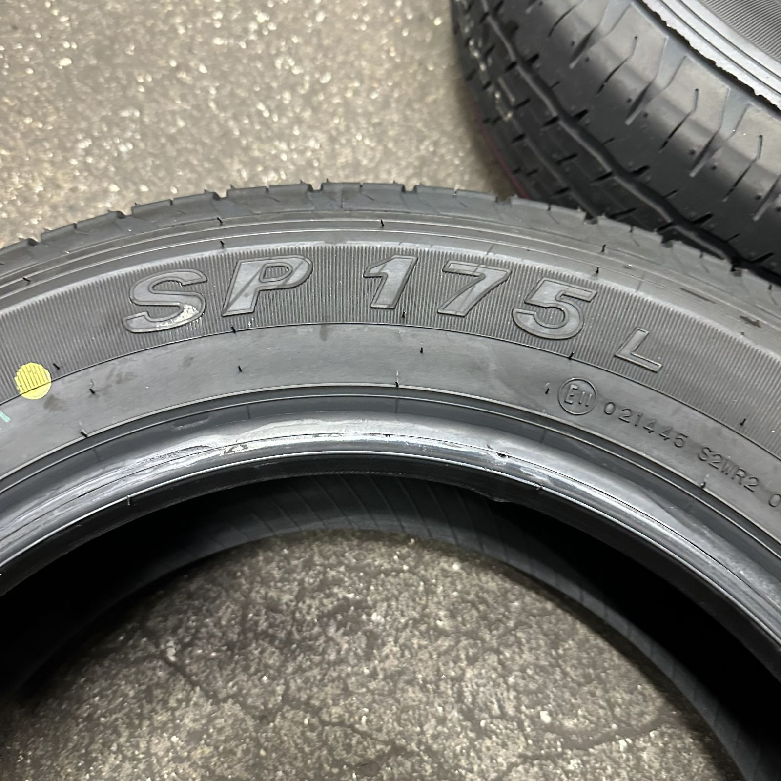 領収書発行可】〈中古品〉25年43週製造 ダンロップ SP175L（新車装着