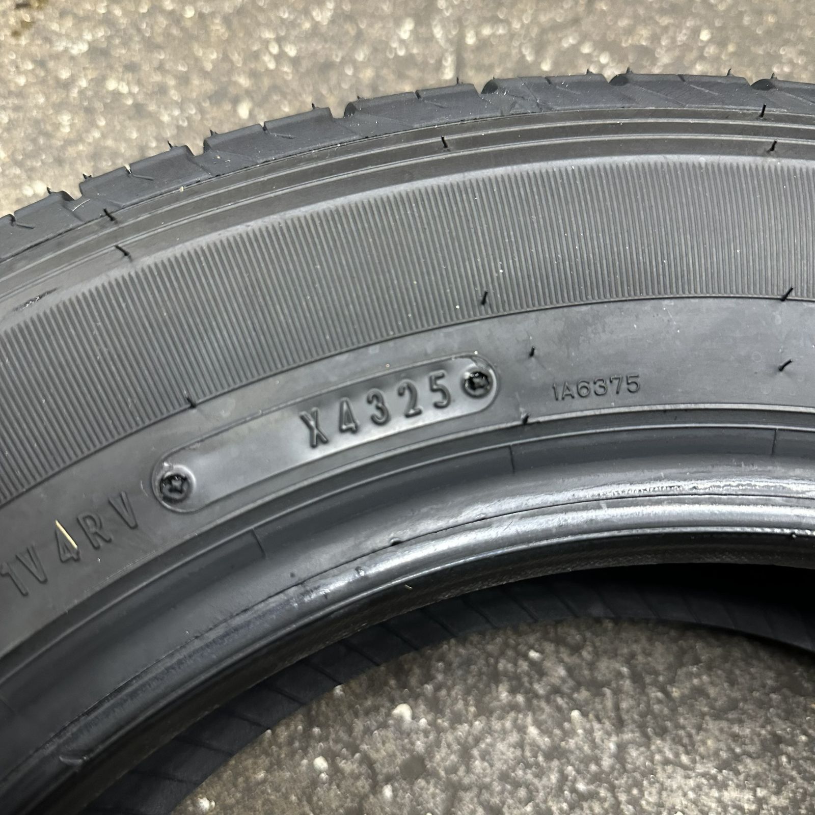 領収書発行可】〈中古品〉25年43週製造 ダンロップ SP175L（新車装着