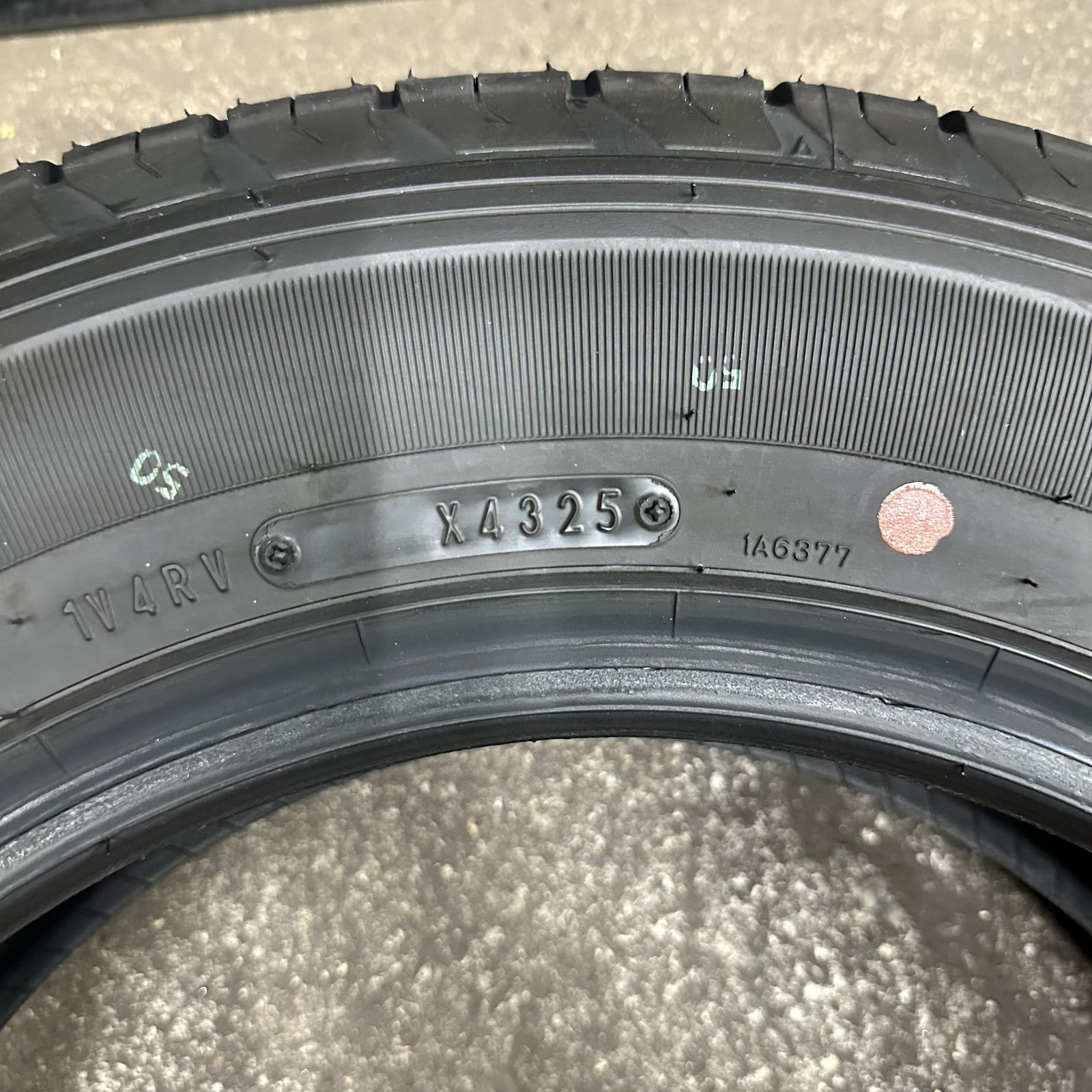 領収書発行可】〈中古品〉25年43週製造 ダンロップ SP175L（新車装着