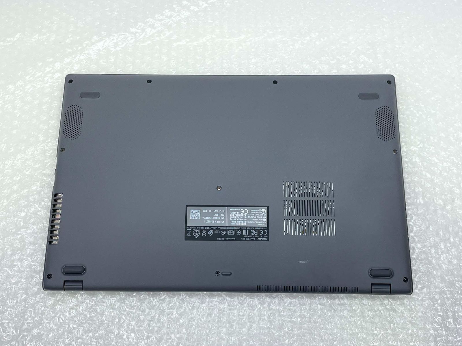 ジャンク ASUS VivoBook i5-1035G1/8GB/256GB NVMe SSD/Windows11/15.6