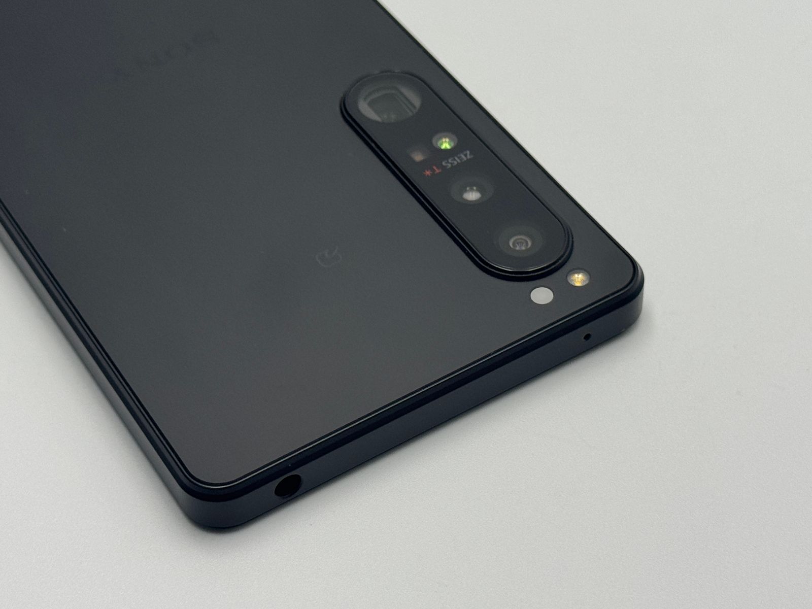 中古B】Xperia 1 IV SOG06 256GB ブラック SIMフリー - メルカリ