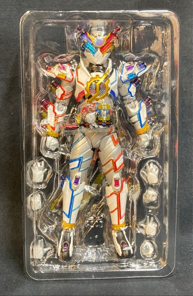 BANDAI SPIRITS S.H.Figuarts 仮面ライダービルド 仮面ライダービルド