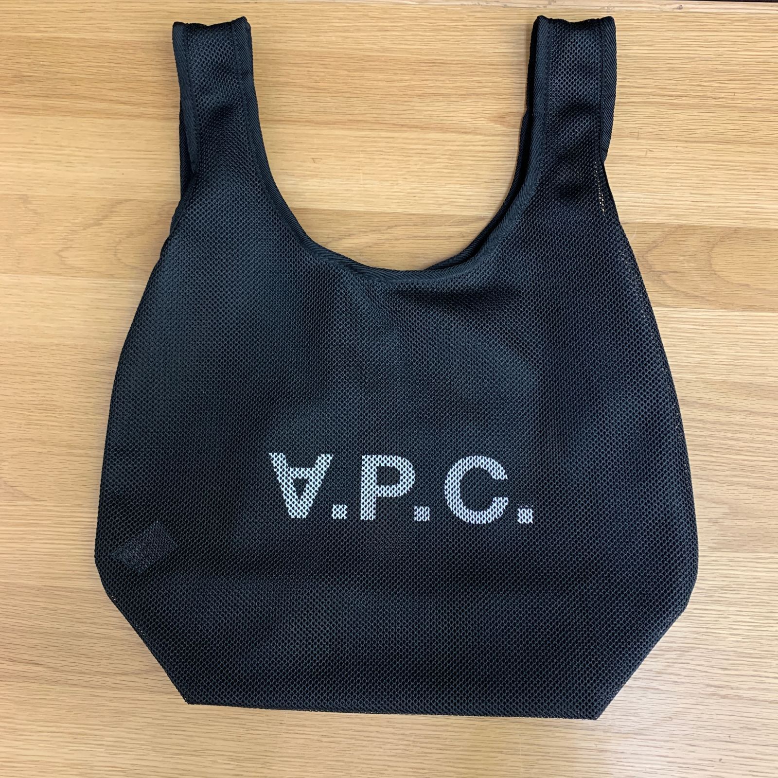 極美品】A.P.C. メッシュ トートバッグ ブラック V.P.C. 反転ロゴ エコ