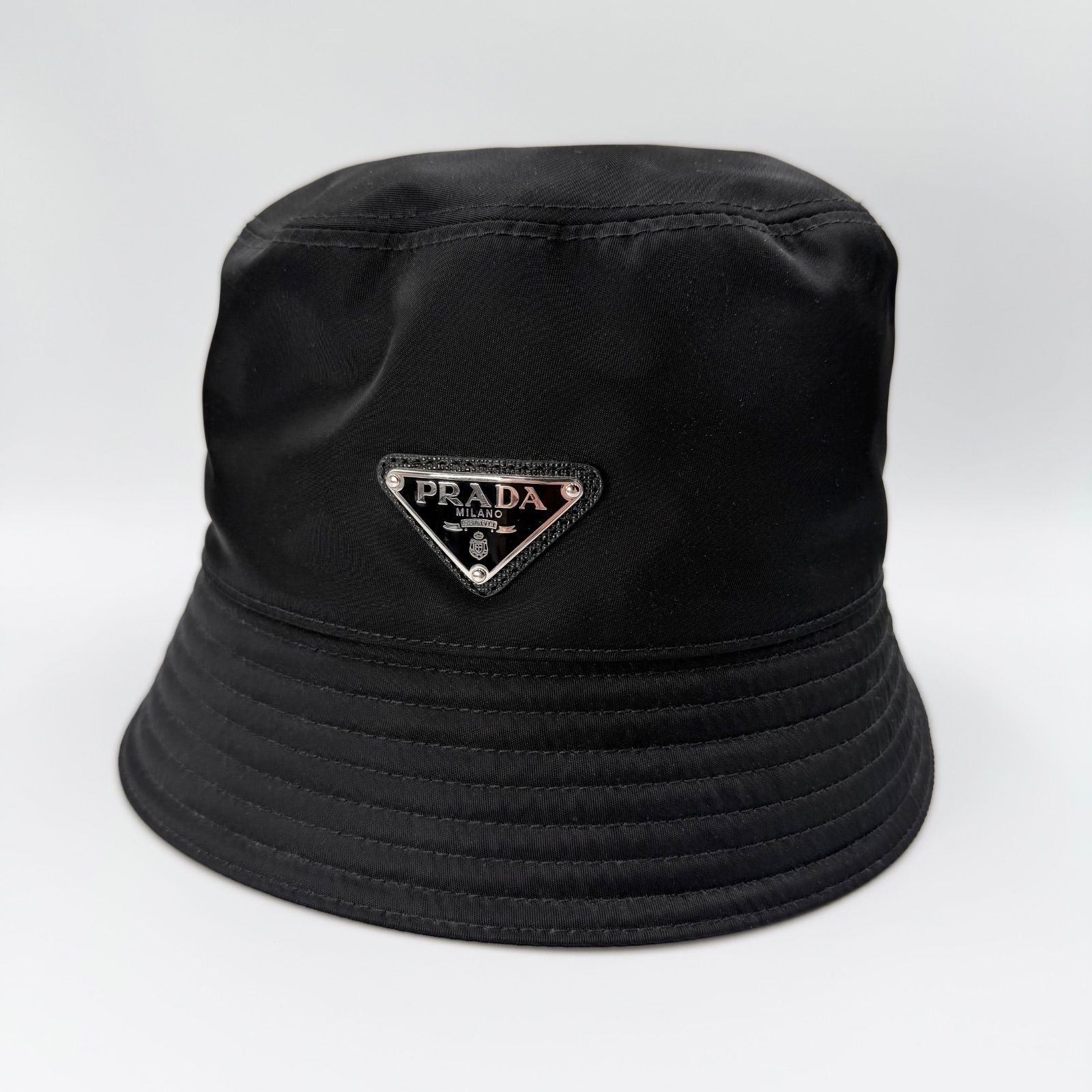 【極美品】正規品保証 PRADA プラダ Re-Nylon バケットハット 黒 Sサイズ 57cm