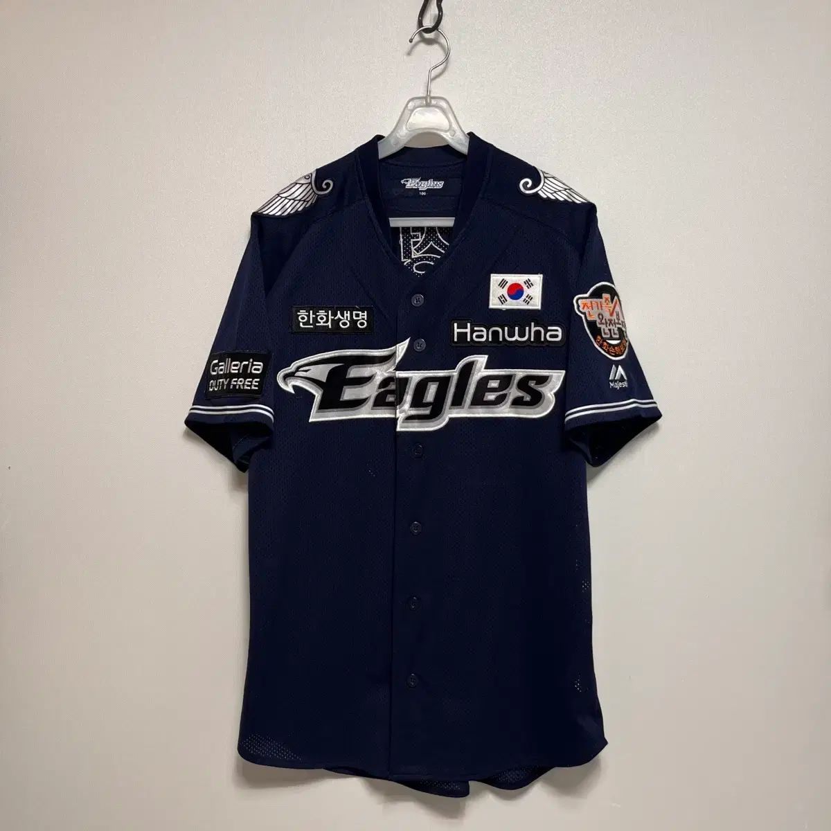 韓国プロ野球チーム Doosan Bears 斗山ベアーズ ジャージとキャップ