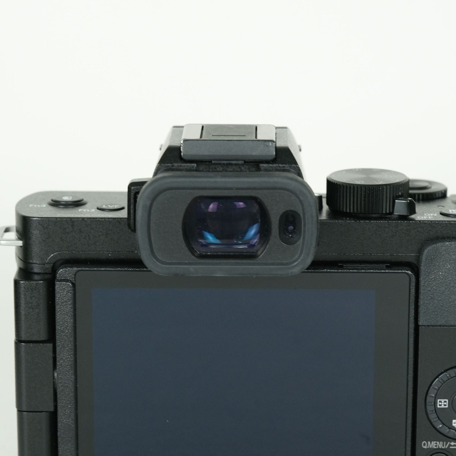 美品 | シャッター数3,227回] Panasonic LUMIX DC-G100D ボディ
