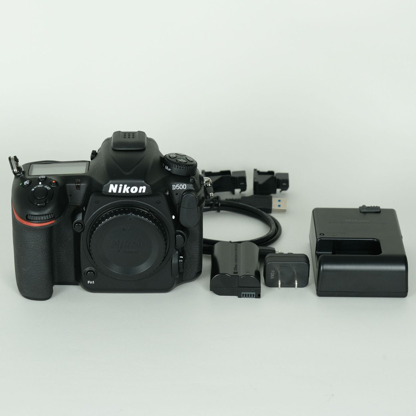 美品 | シャッター数31,188回] Nikon D500 [ボディ] | Nikon Fマウント