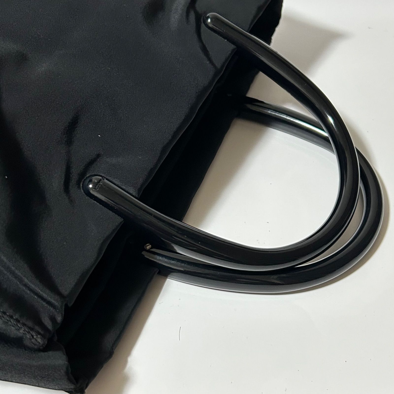 PRADA プラダ 三角ロゴプレート プラスチックハンドル ポコノ ナイロン
