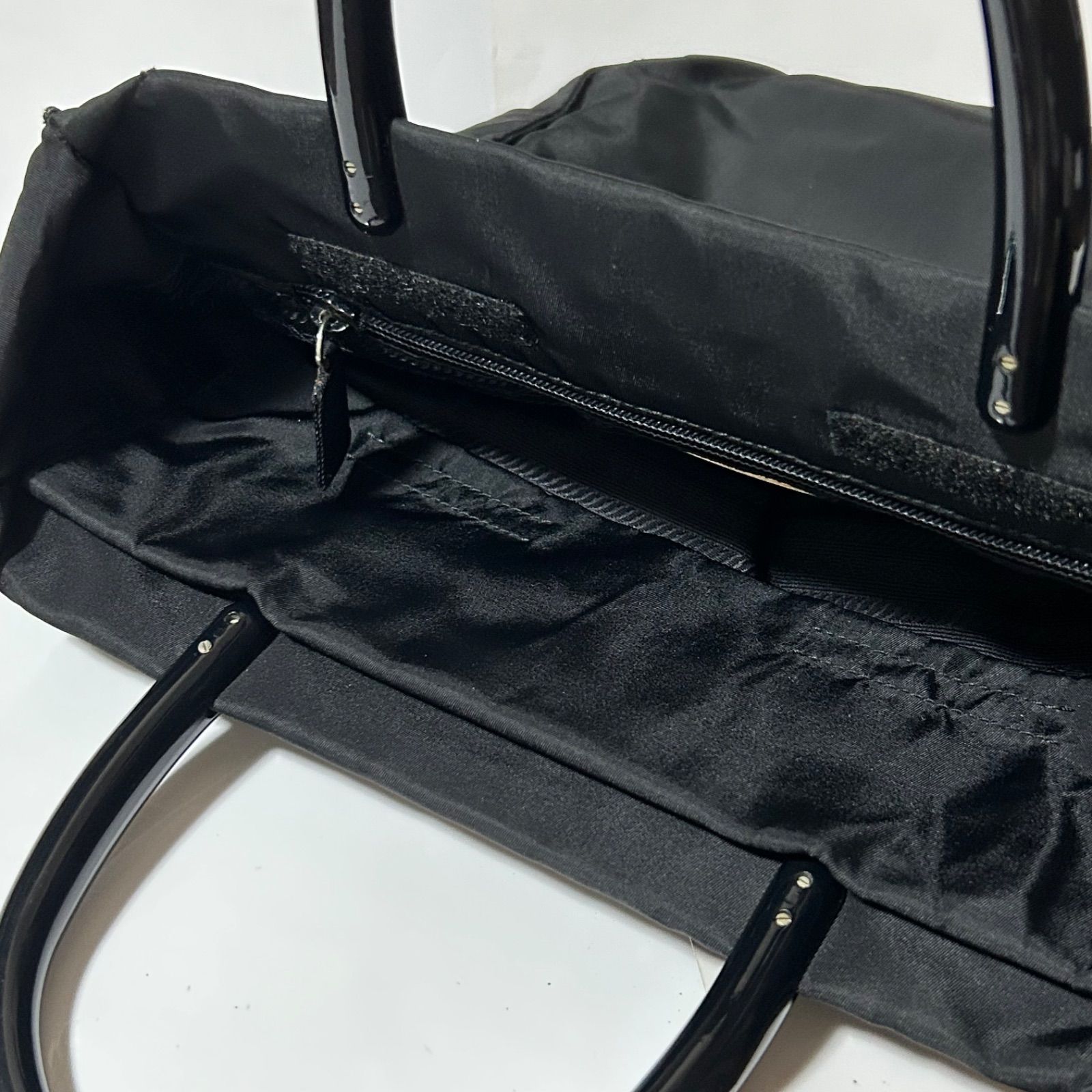 PRADA プラダ 三角ロゴプレート プラスチックハンドル ポコノ ナイロン