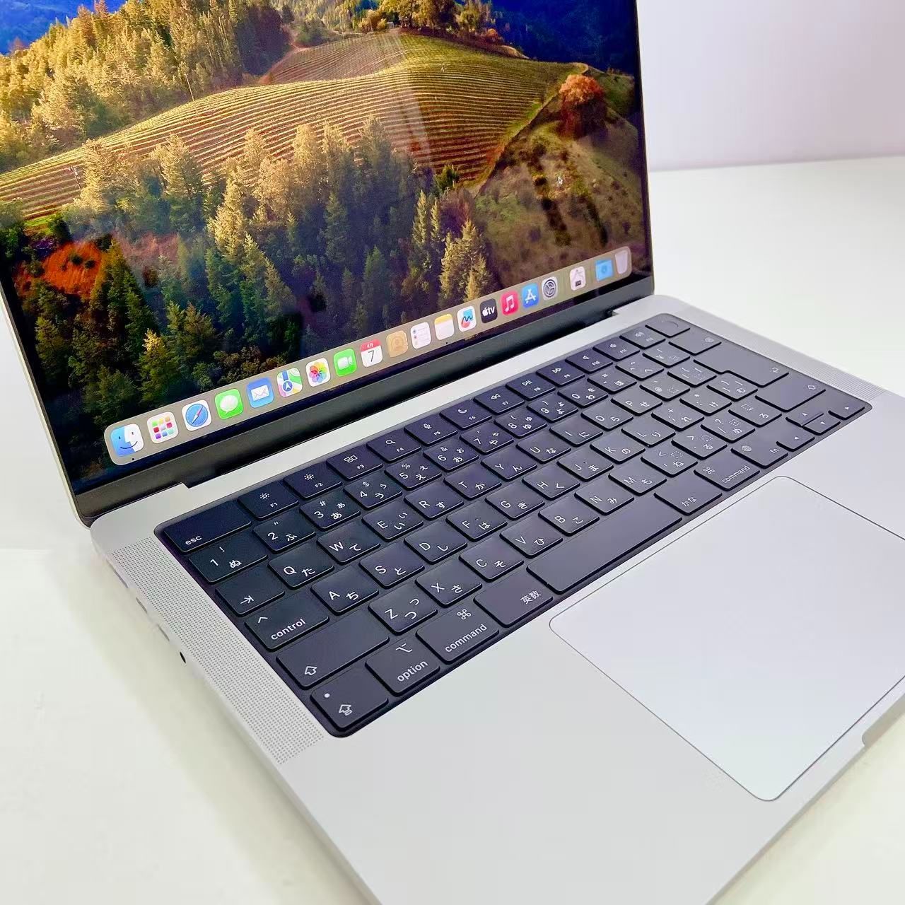 美品 MacBook Pro 14 M1 Pro 32GB 1TB SSD シルバー - メルカリ