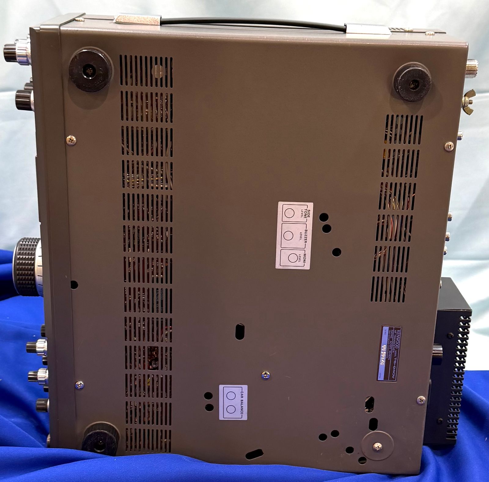 ジャンク品】 KENWOOD HF TRANSCEIVER TS-940V - メルカリ