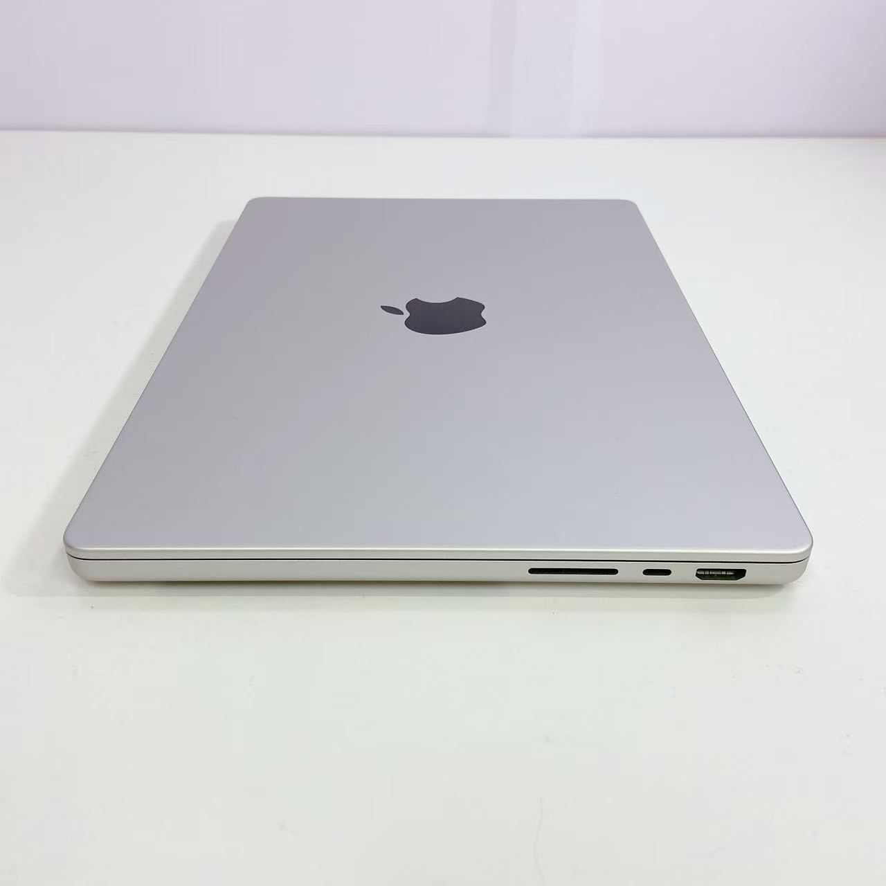 美品 MacBook Pro 14 M1 Pro 32GB 1TB SSD シルバー - メルカリ