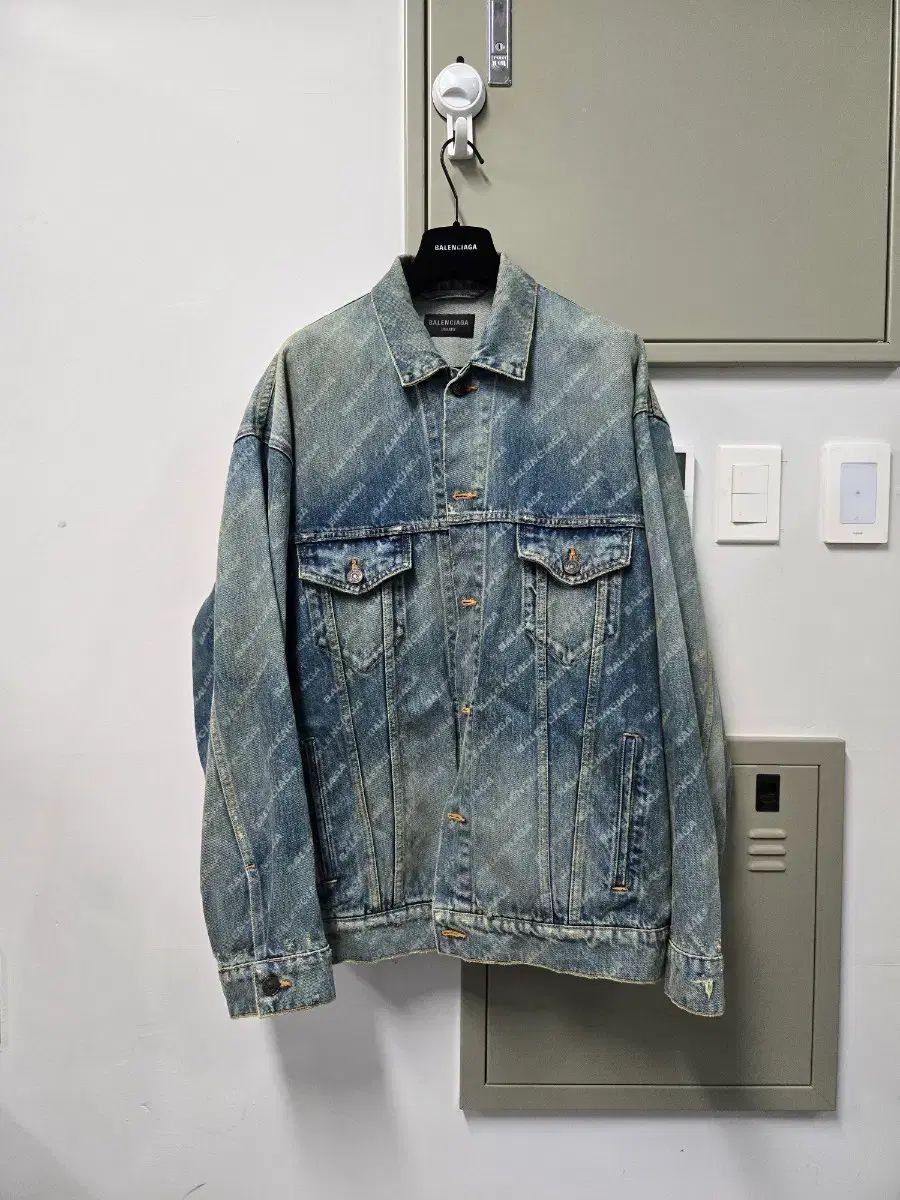 百貨店購入 BARENCIAGA バレンシアガ MULTI マルチロゴ デニムジャケット S