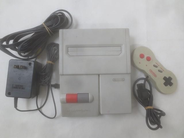 ゲーム ファミコン 本体 ニューファミコン HVC-101 コントローラー 周辺機器 付き ジャンク品