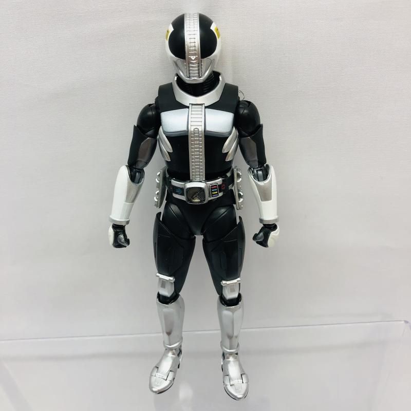 中古】開封・箱傷み)S.H.Figuarts (真骨彫製法) 仮面ライダー電王