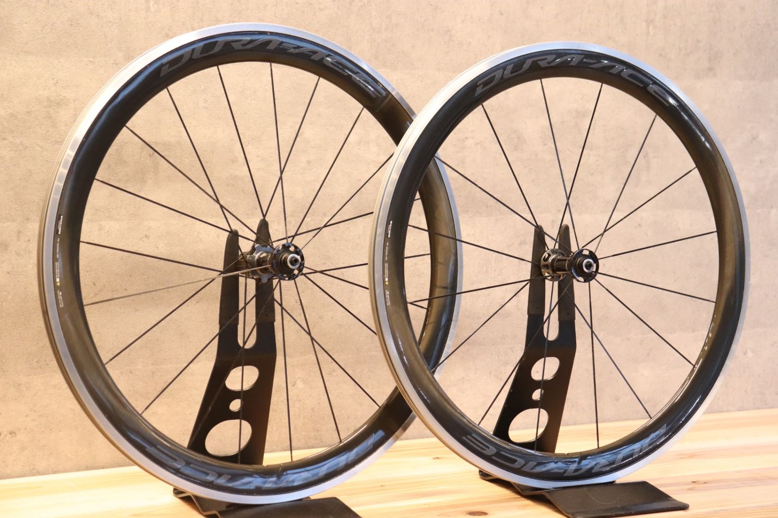 シマノ SHIMANO デュラエース DURA-ACE WH-R9100-C60-CL アルミ 