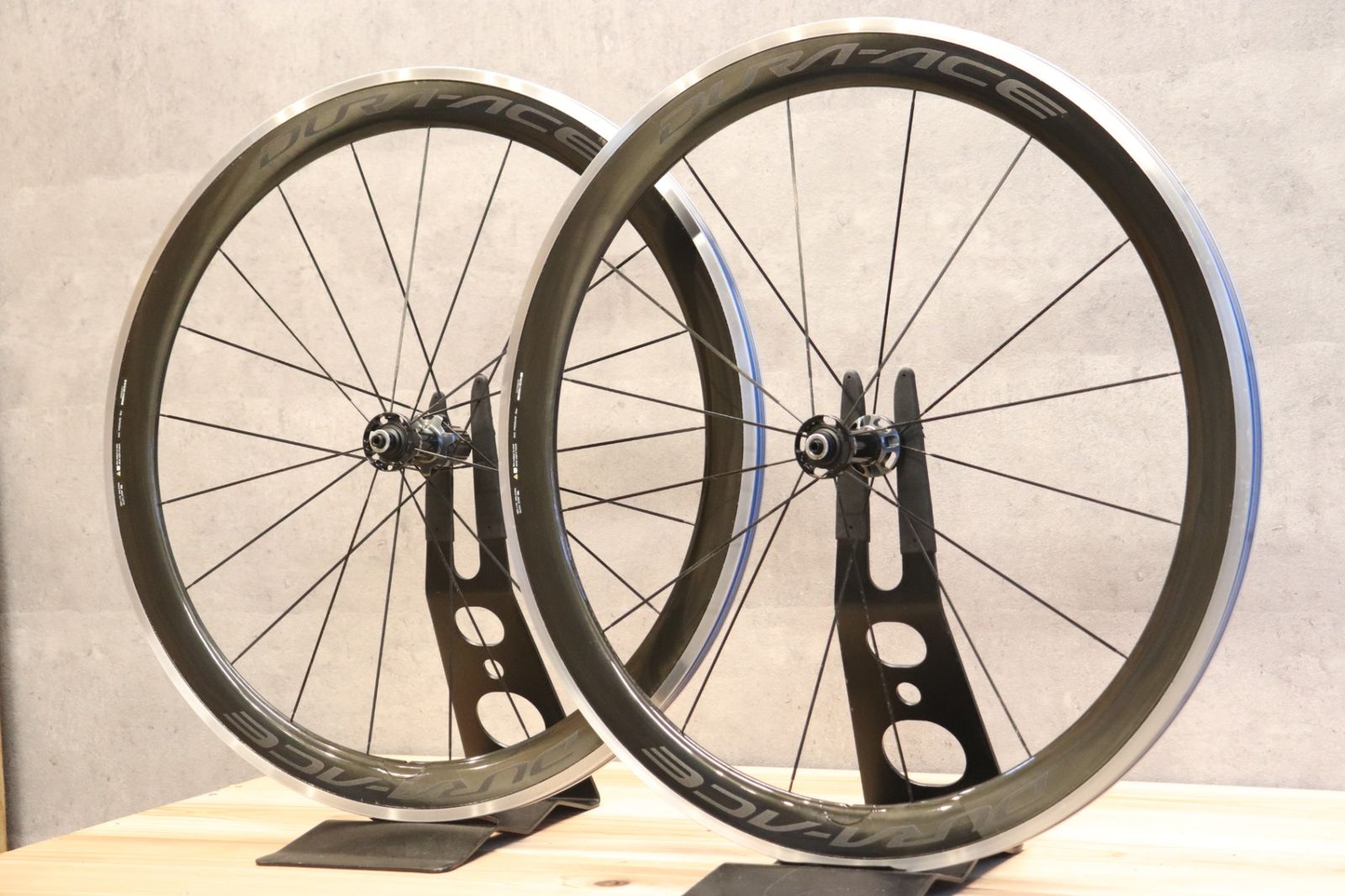 シマノ SHIMANO デュラエース DURA-ACE WH-R9100-C60-CL アルミ