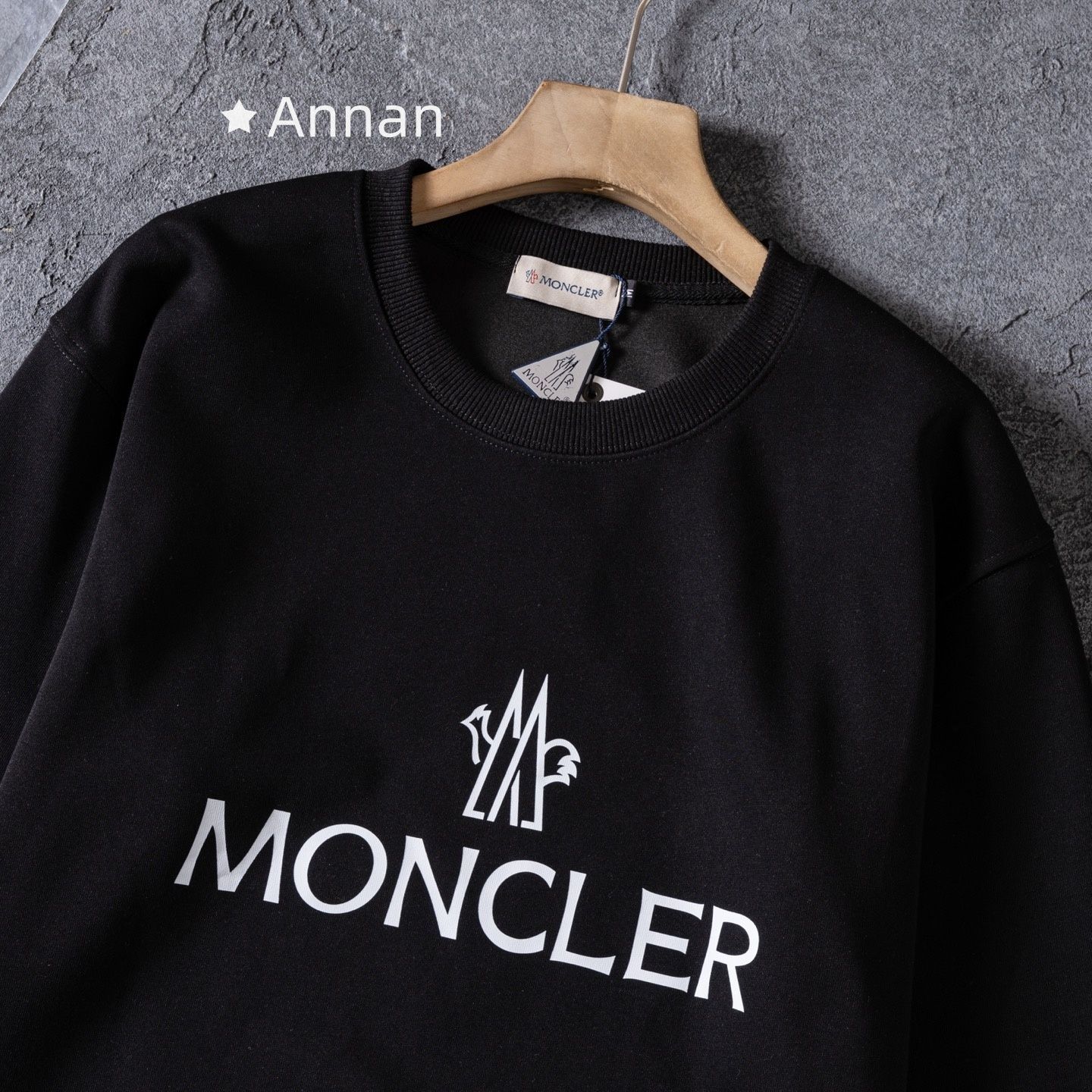 付属付 限定品 人気商品新品 タグ付 MONCLER モンクレール パーカー
