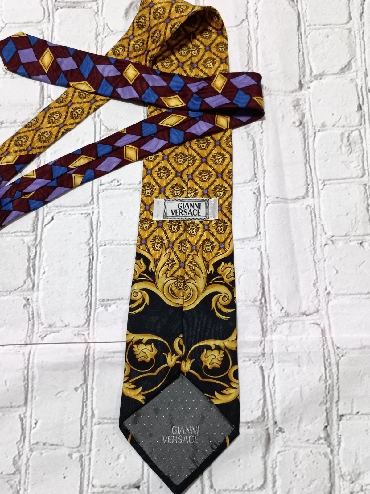 GIANNI VERSACE ジャンニ・ヴェルサーチェ ネクタイ 総柄 ゴールド