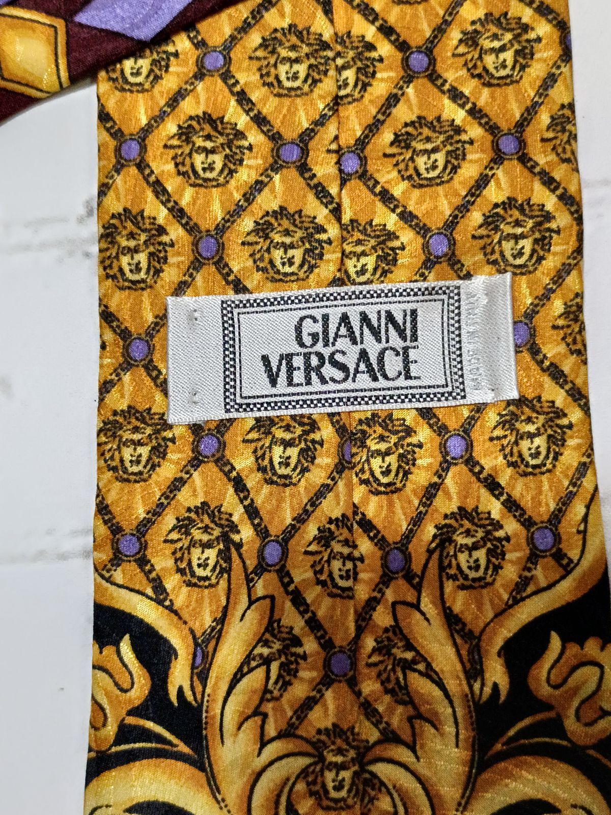 GIANNI VERSACE ジャンニ・ヴェルサーチェ ネクタイ 総柄 ゴールド