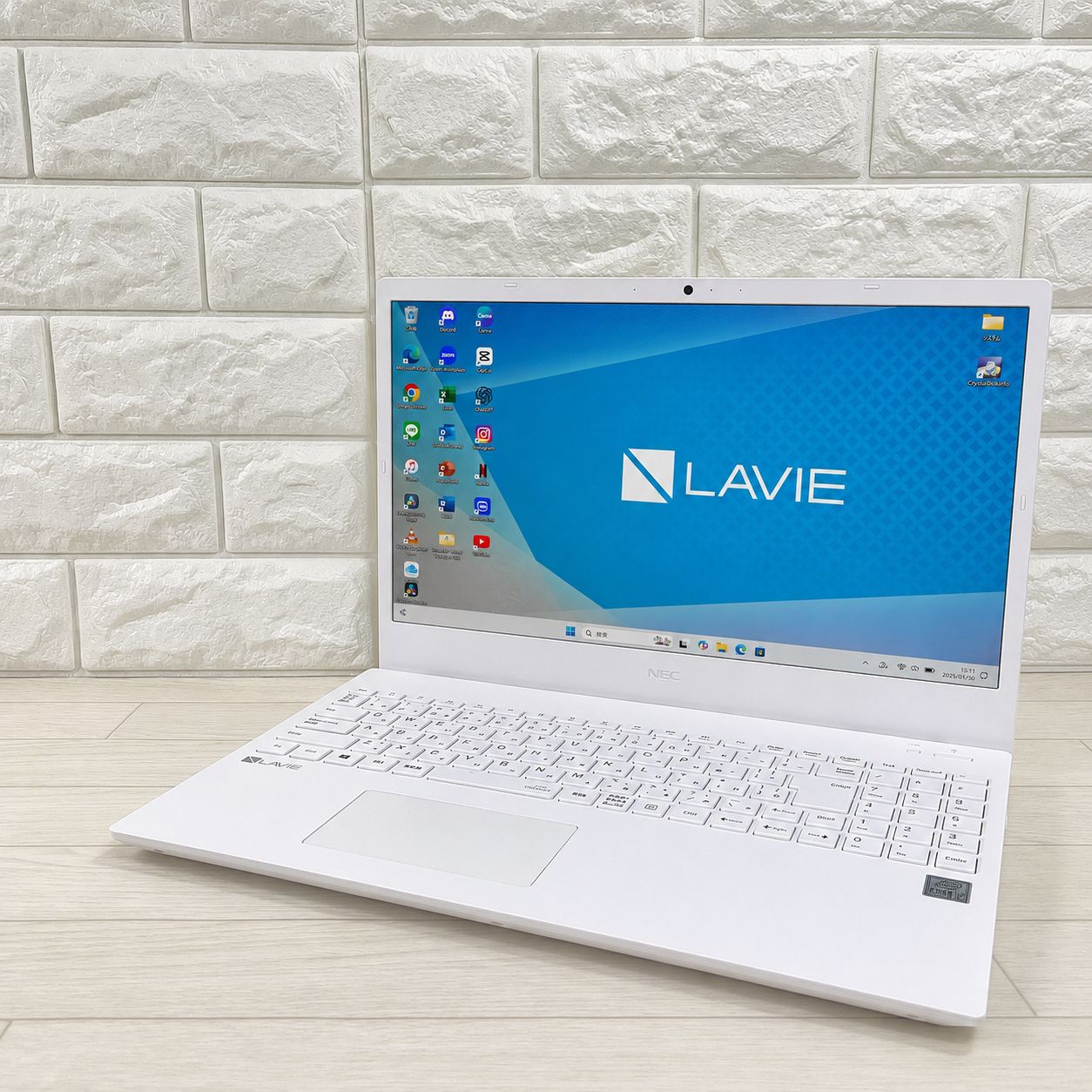 NEC LAVIE N15 Corei7 SSD512GB/16GB RAM Win11 - メルカリ