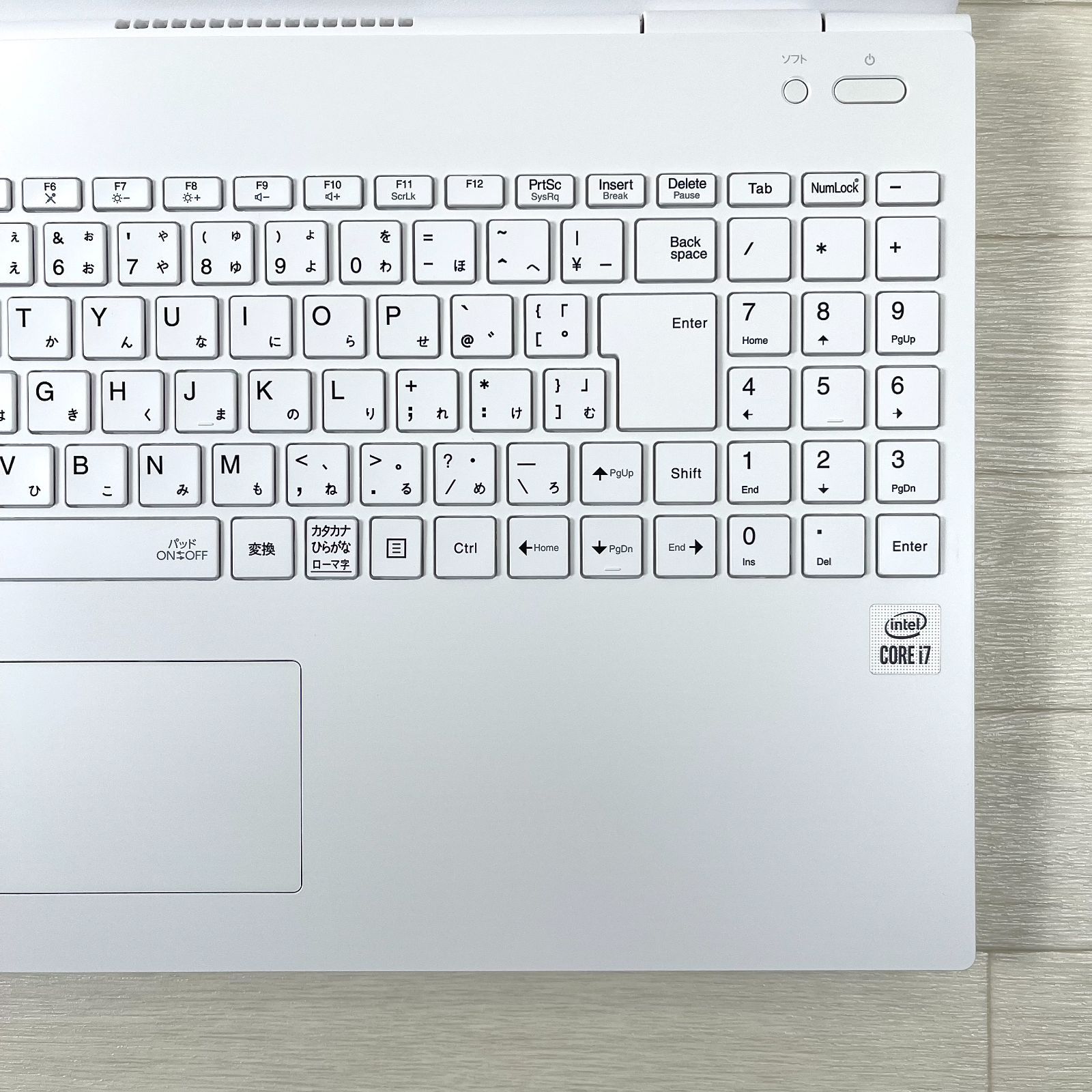 NEC LAVIE N15 Corei7 SSD512GB/16GB RAM Win11 - メルカリ