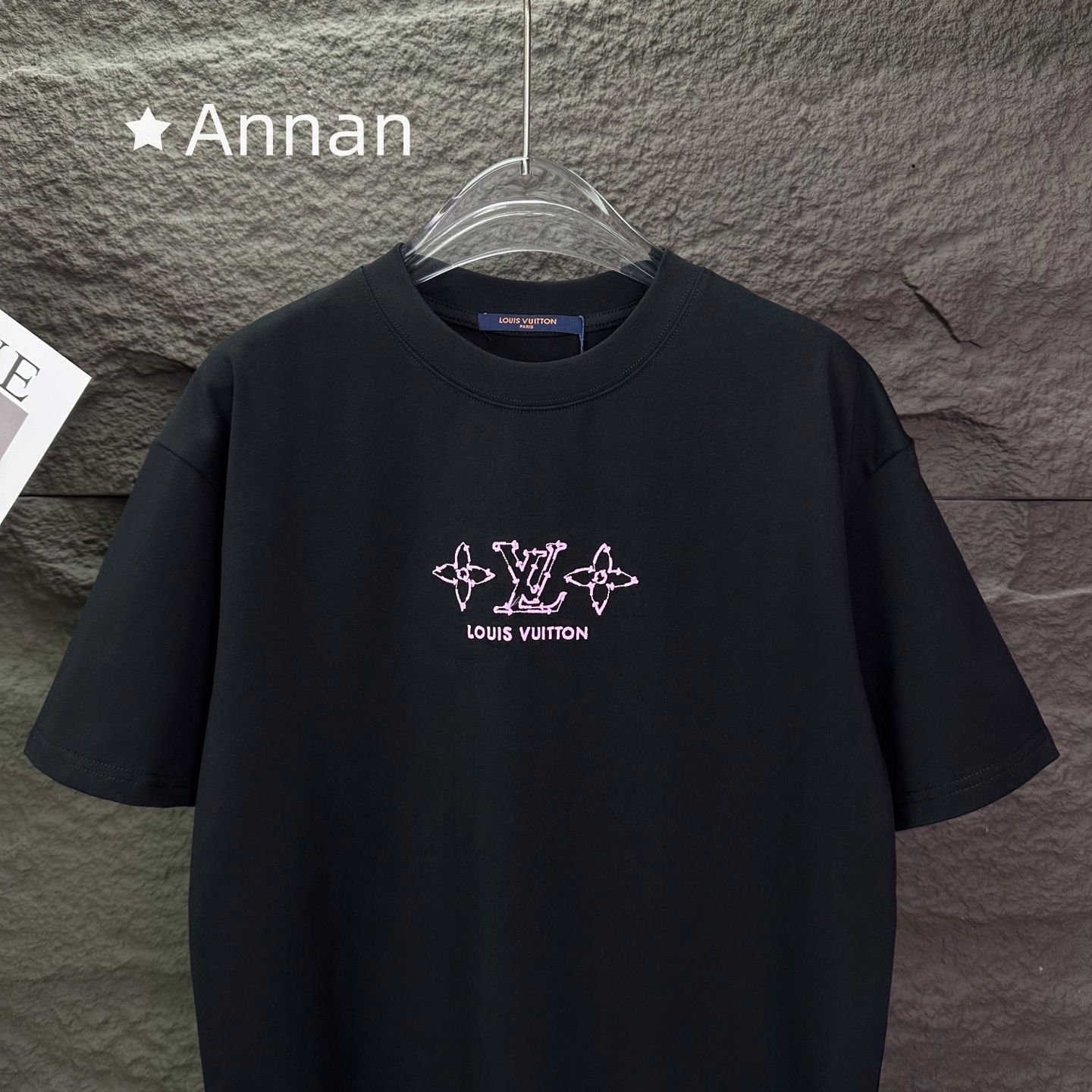 新品に近い 新型 人気 人気 新品 LV LOUIS VUITTON ルイヴィトン T