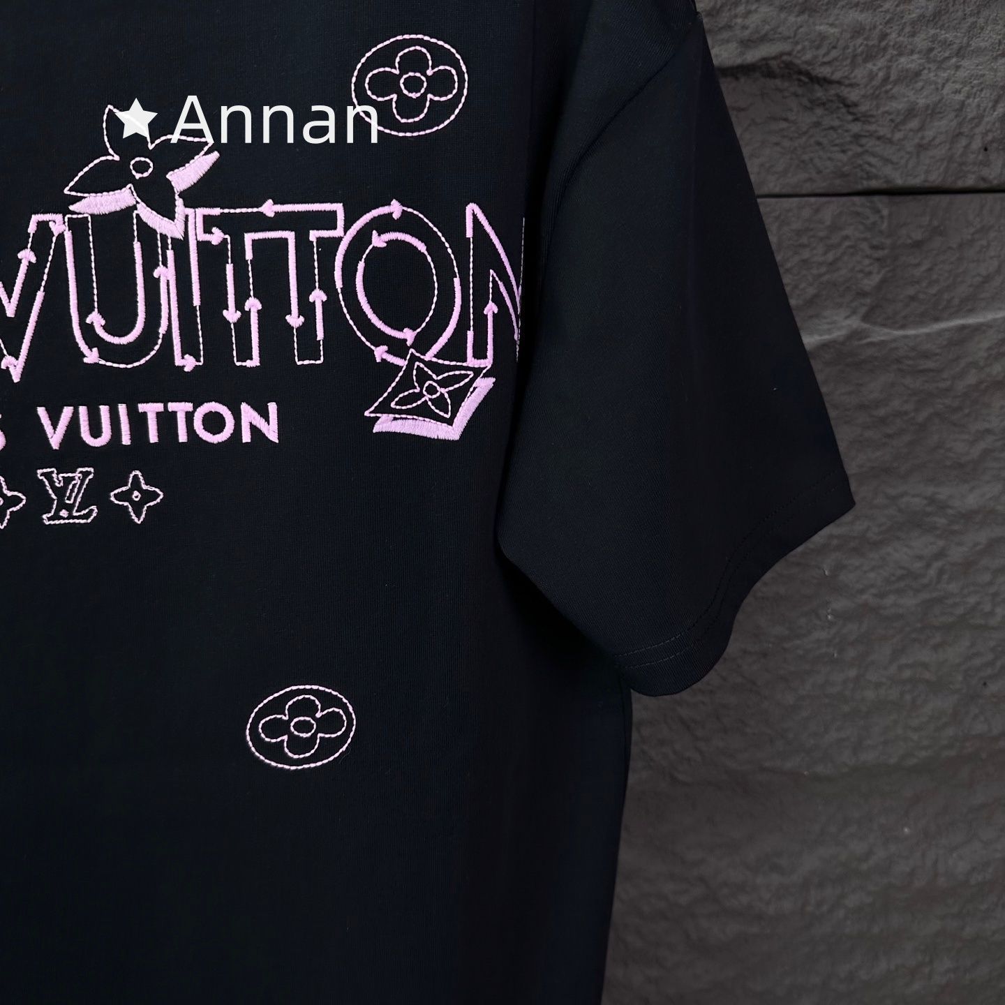 新品に近い 新型 人気 人気 新品 LV LOUIS VUITTON ルイヴィトン T